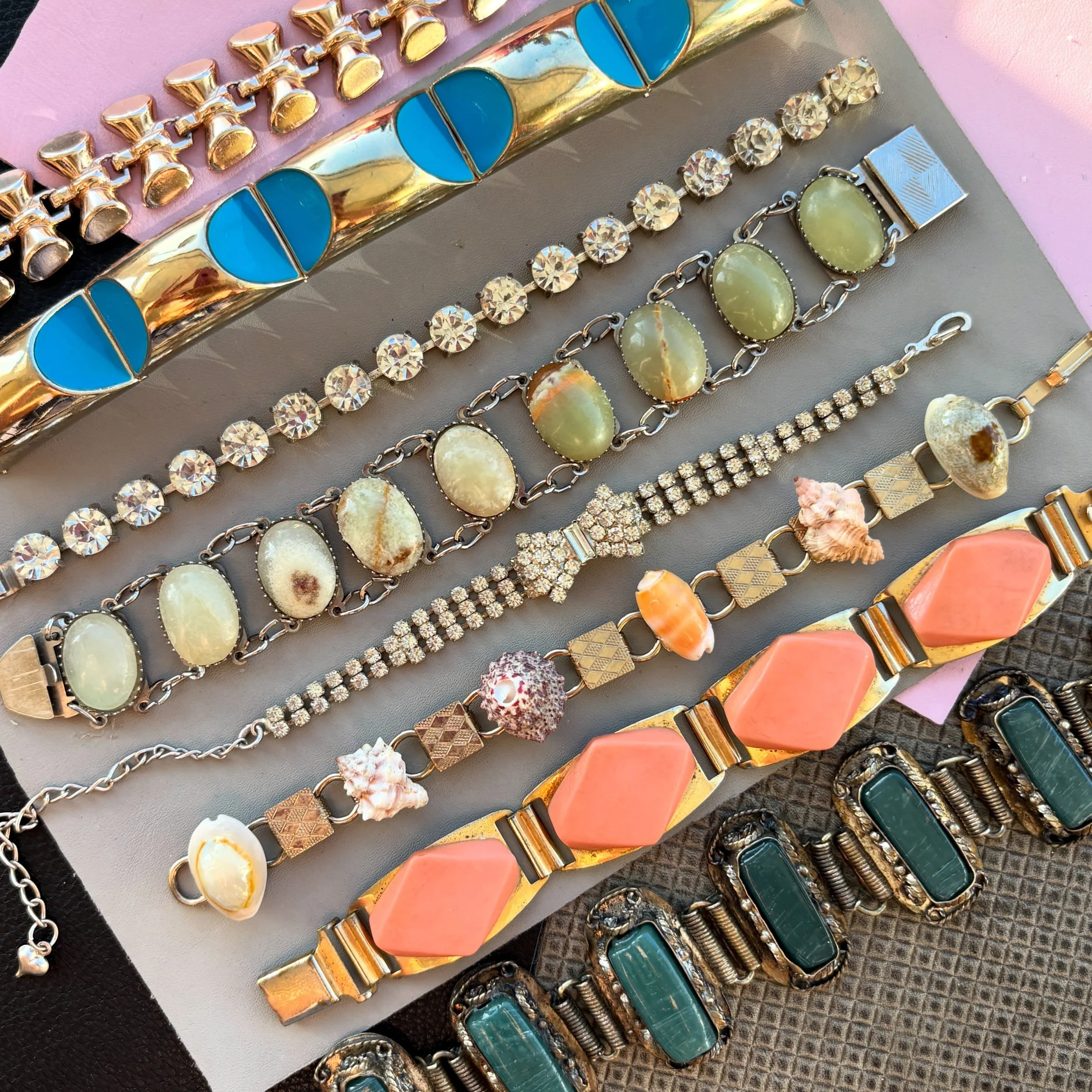 Vintage arm candy from the 1930s - 1980s 🥰