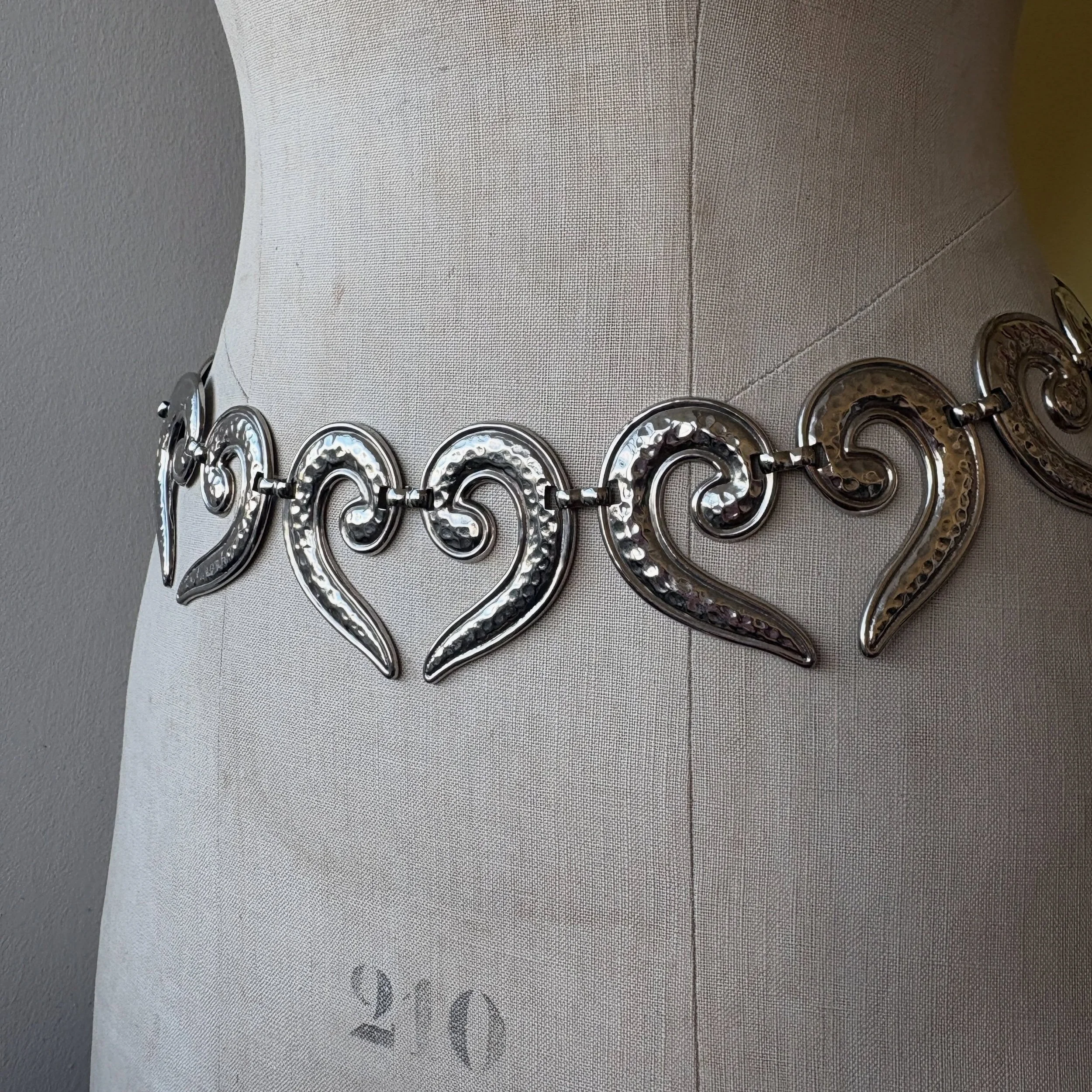 Stunning heart shaped link belt now available on Etsy - it is unsigned but attributed to Edouard Rambaud and a gorgeous statement piece 🥰