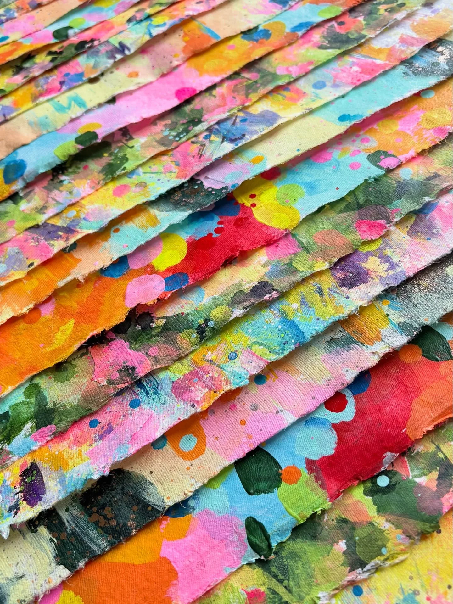 Details, new works on handmade cotton paper 

#cheba #abstract #art #artist #bristol #paper #painting #abstractartist #abstractpainting #abstractart #handmade #handmadepaper #details #mixedmedia