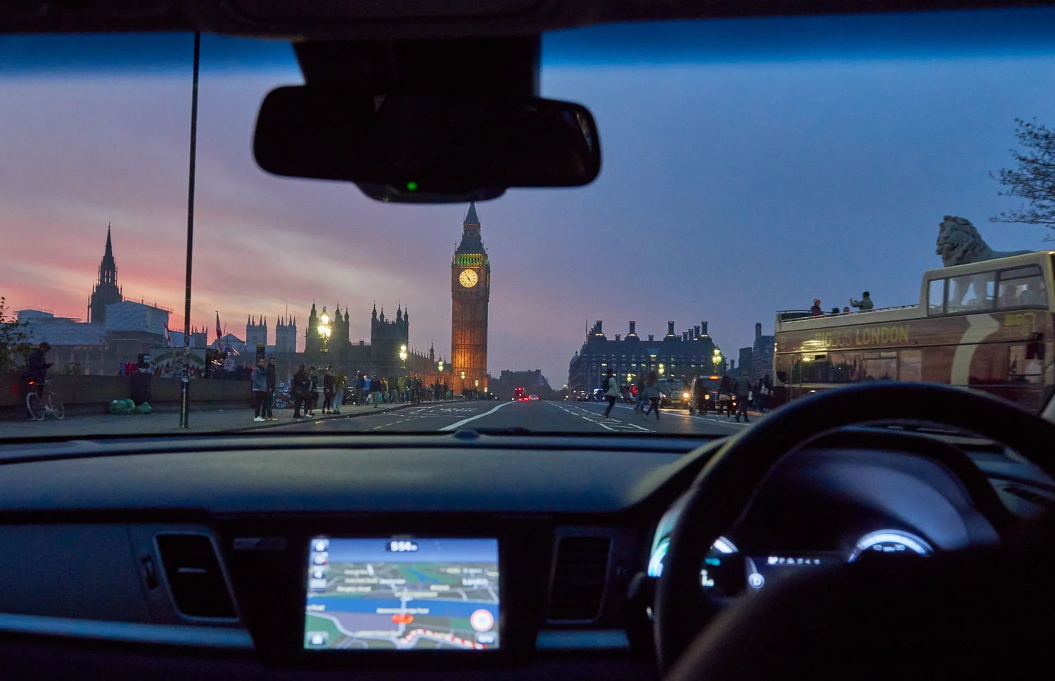 Olympic Medalist Dina Asher Smith takes the Kia Nero for a spin