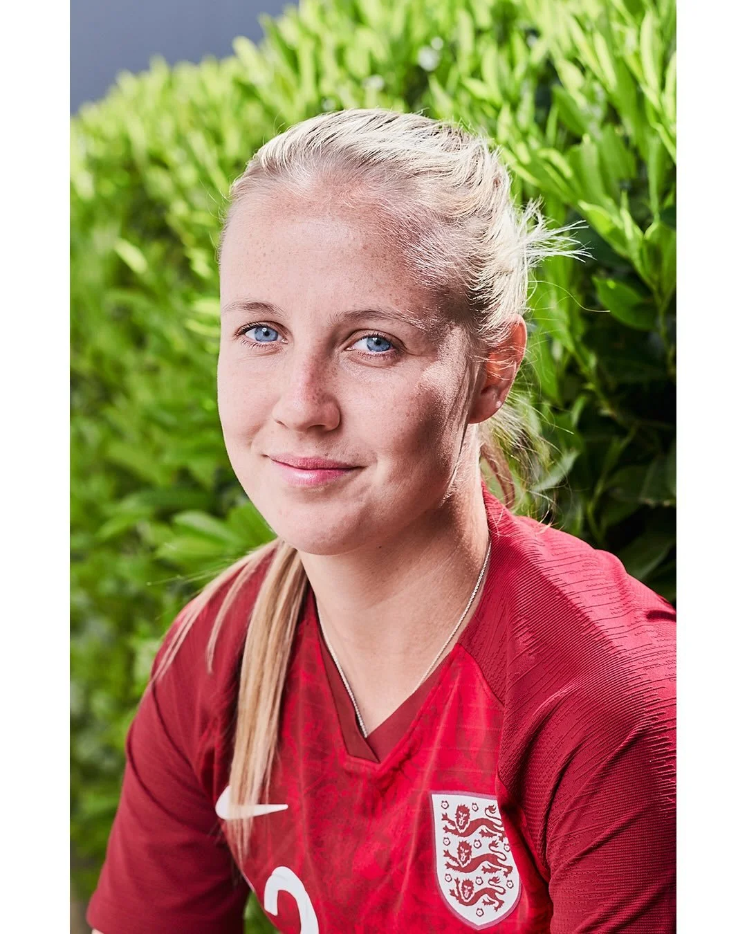 Sad to hear that Arsenal and England legend Beth Mead is leaving the club after 9 trophy filled years.
I photographed her back in 2019, for a Grazia story about the future stars of women&rsquo;s football. 
This was shot at the Arsenal training ground