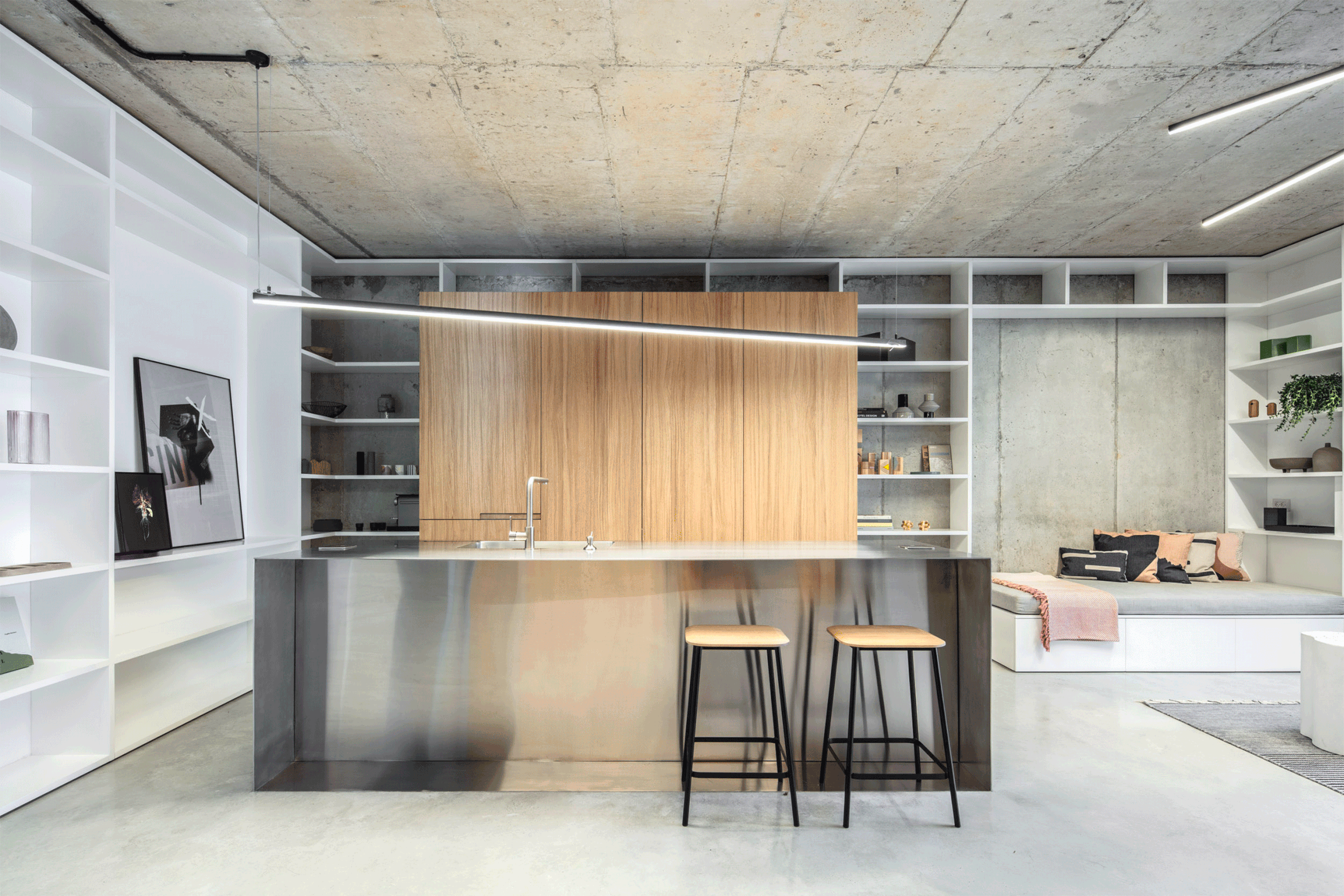 3-300DPI_2880PX.gif