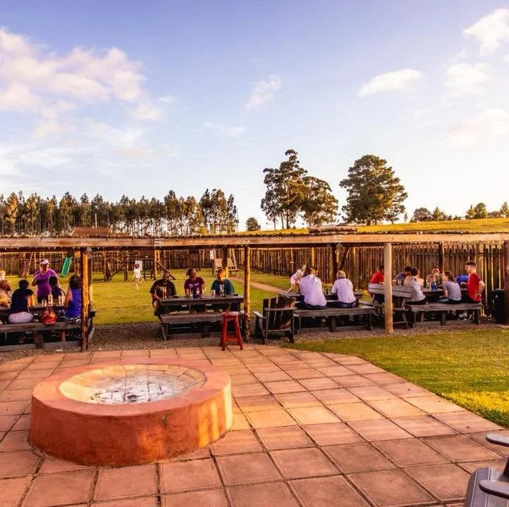Happy Friday - time to discover beautiful places, enjoy long lazy lunches, enjoy drinks with a view, and make memories with friends and family. 🍕🍻 

Visit the BOMA, the ultimate spot to relax, unwind, and make the most of your time together.

Join 