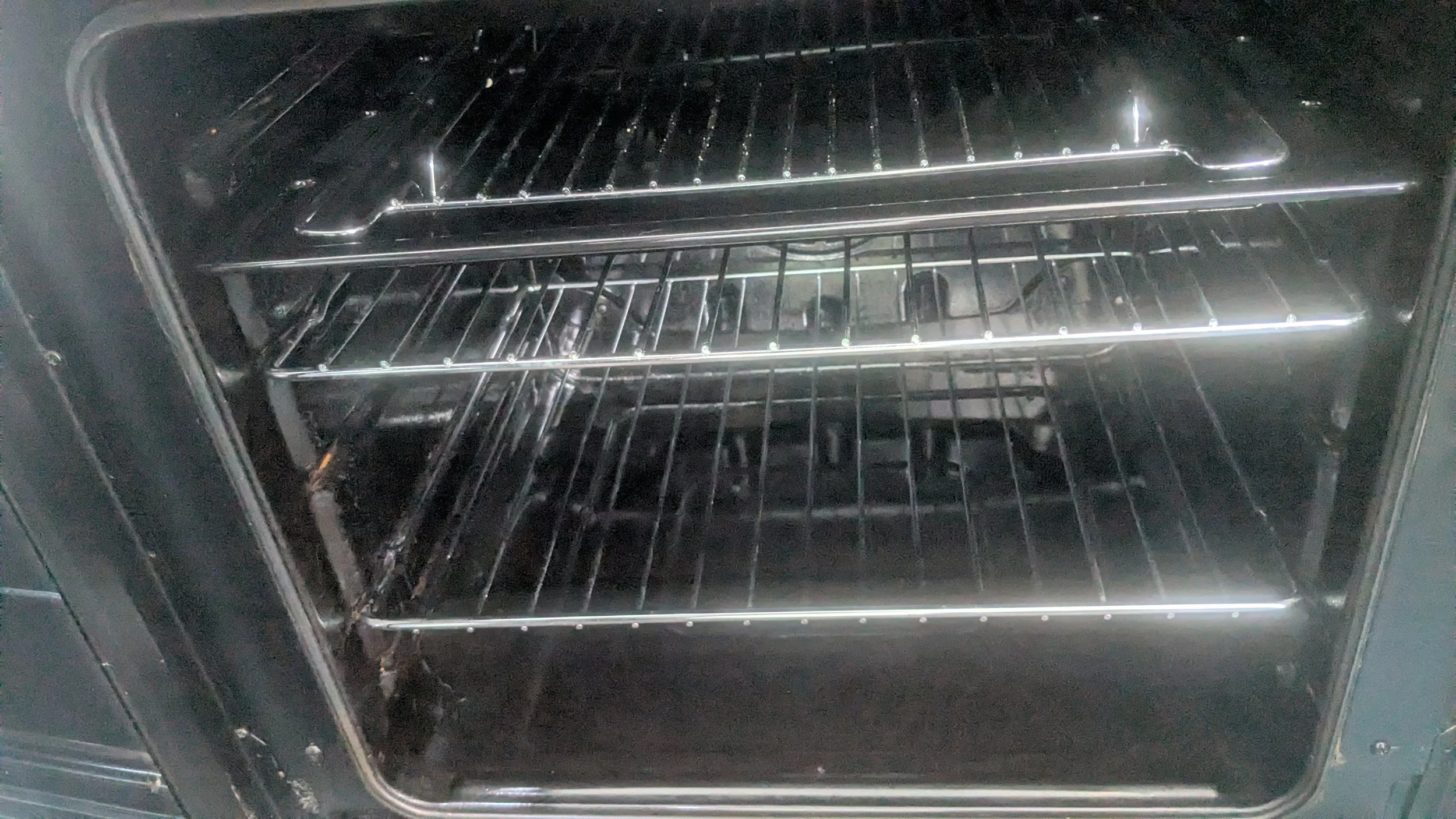 Swan SX16730B 60cm oven view