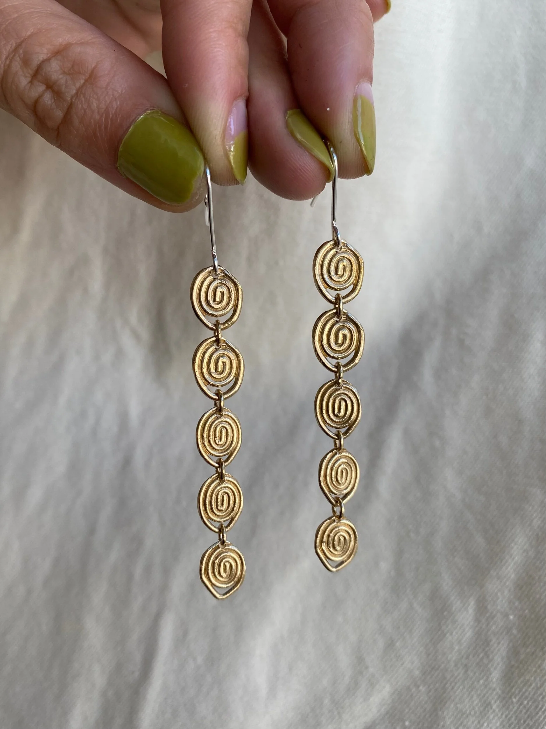 B84B22FE-CB13-4908-8E90-E6A5FC32534F