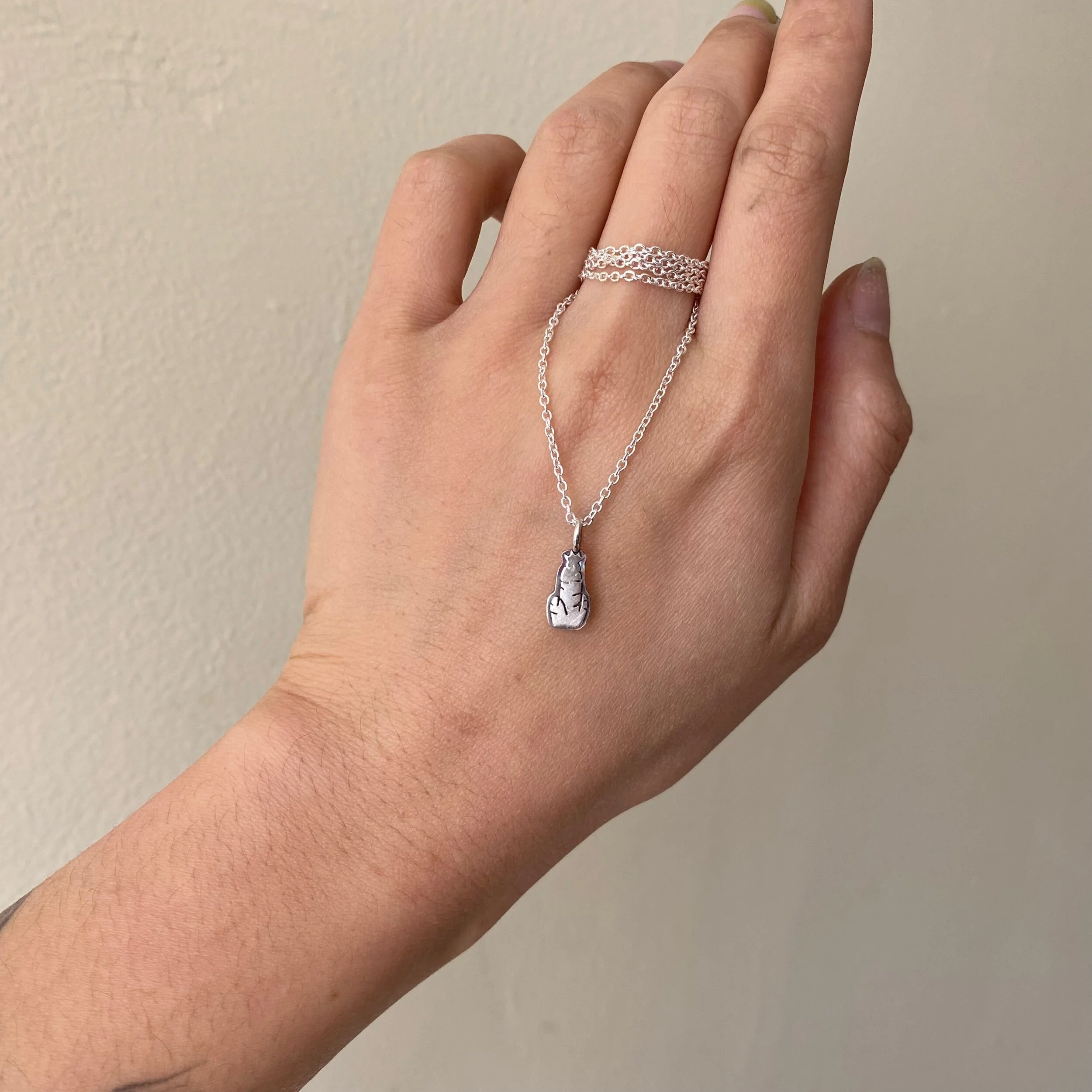 E2697373-7EF1-456B-9146-2C37C0CE6678