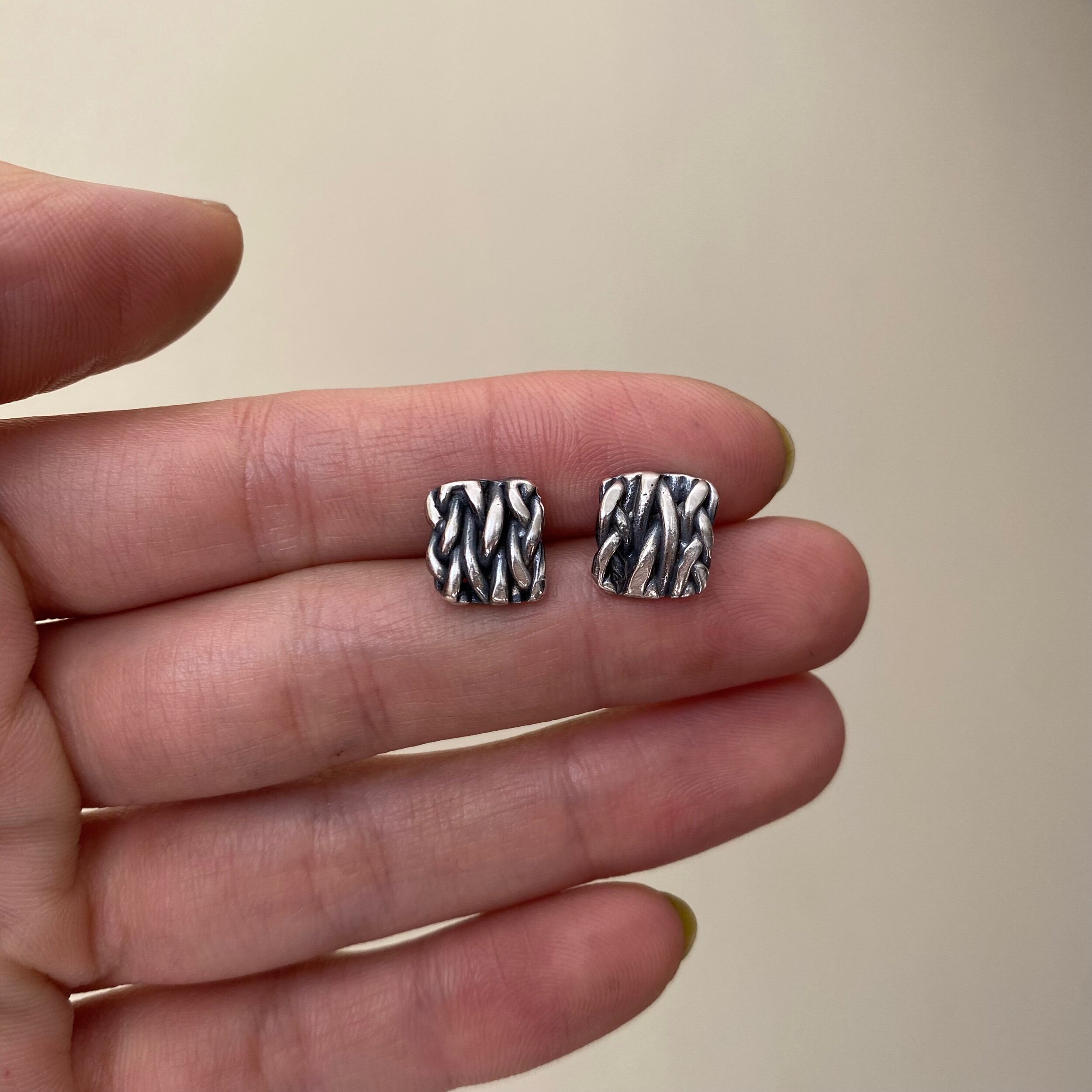 64EE50C2-A839-4474-889B-B0394F19DFE7