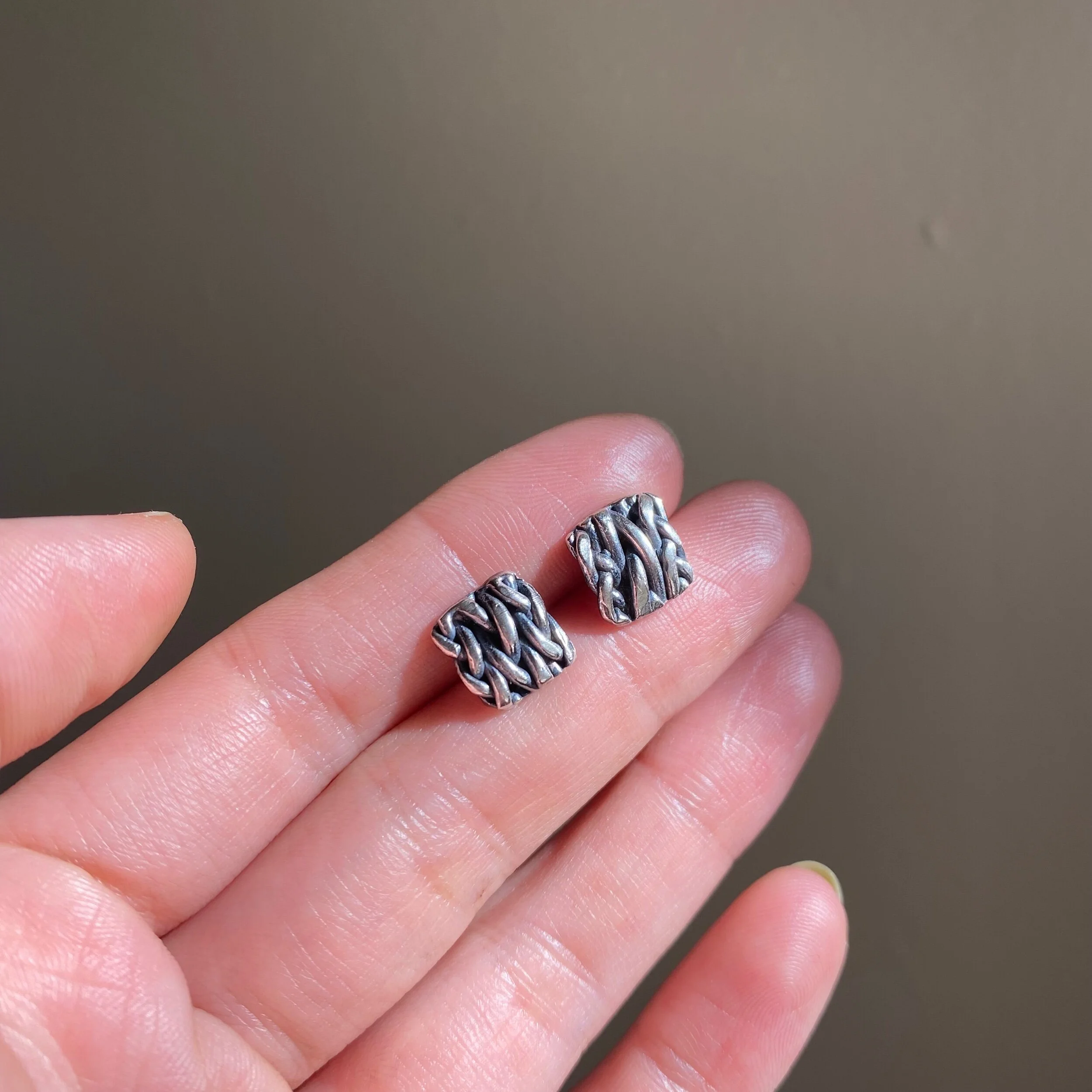 F2A3412C-9B5D-4012-95A8-266A020E619F