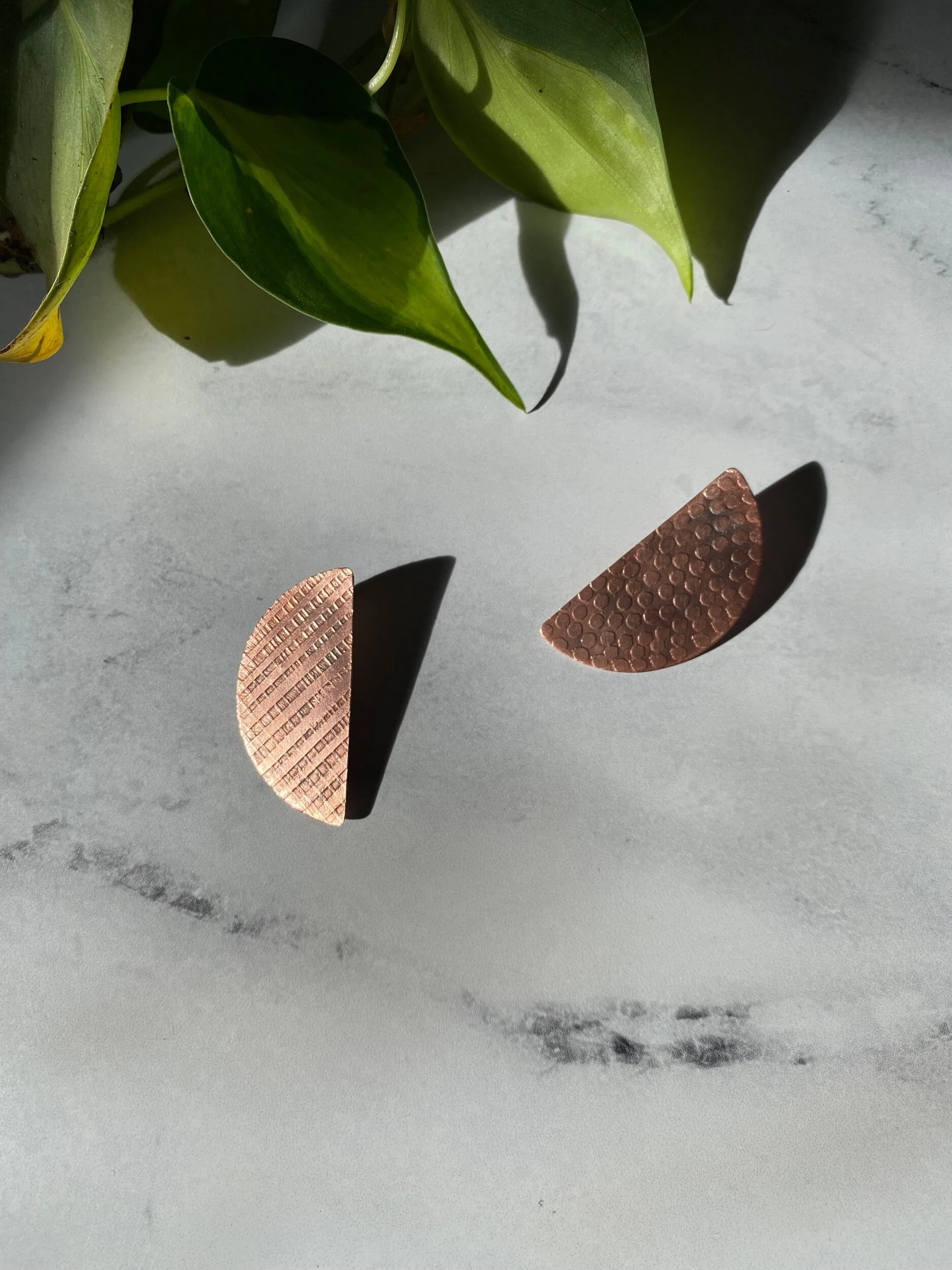 DBBCB2D9-B252-47C3-80E8-9123ABEBD100