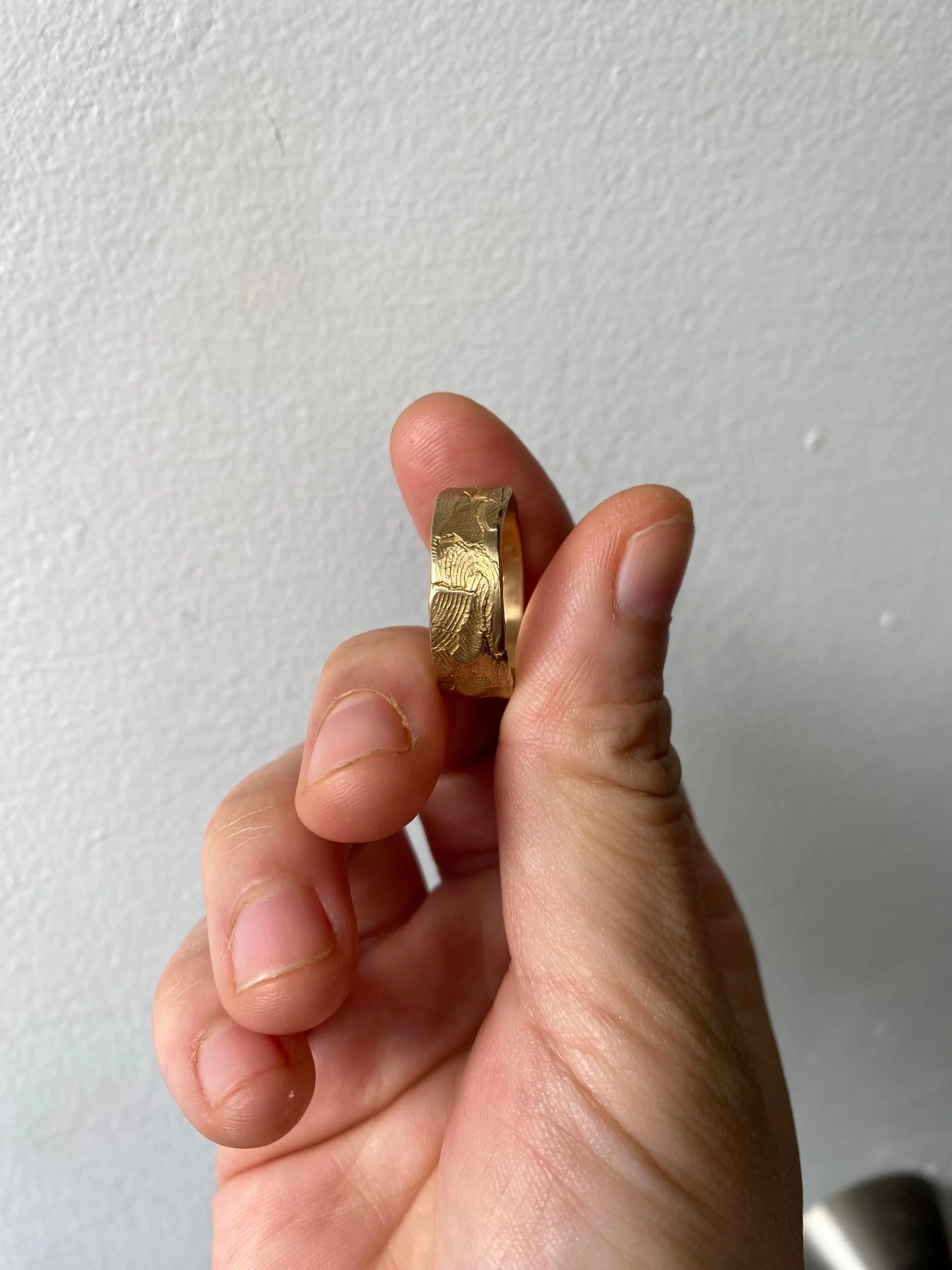 FEC92CDC-C670-4552-BE00-4C0A40A7AE52