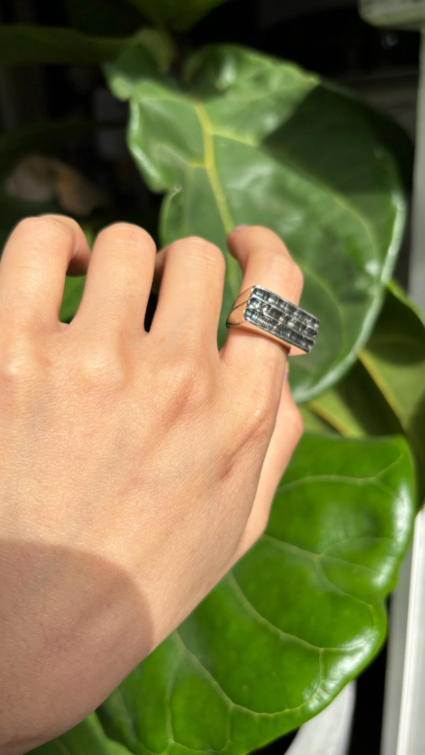 F881598D-2CF2-484C-999F-98D847F6EF7A