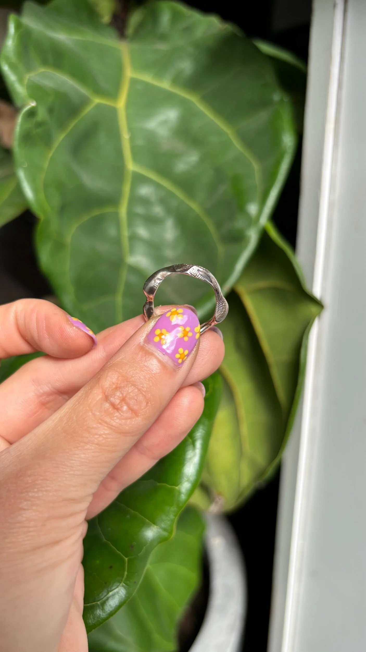 AAC50C9B-BE58-4048-B6BE-8425402B2389