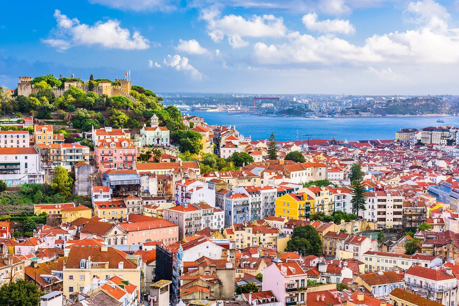 Portuguese language course in Bahrain – learn to speak, read and write Portuguese with private tutoring from TeachBahrain
