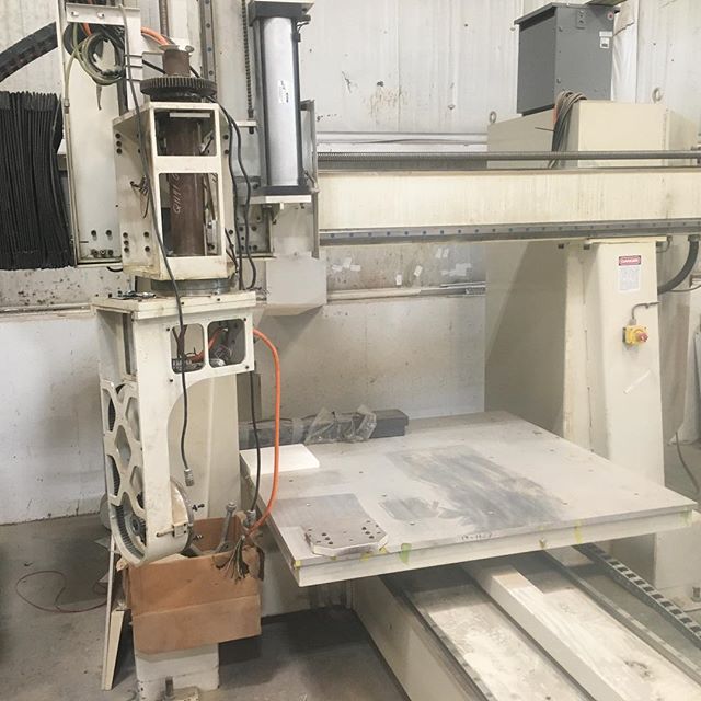 Looking to find new homes for these machines.  One is a 5-axis 5&rsquo;x5&rsquo;x30&rdquo; envelope Quintax in need of a new control - good mechanical condition and have many parts.  Other is a 3-axis 5&rsquo;x5&rsquo;x36&rdquo; Motionmaster with a C