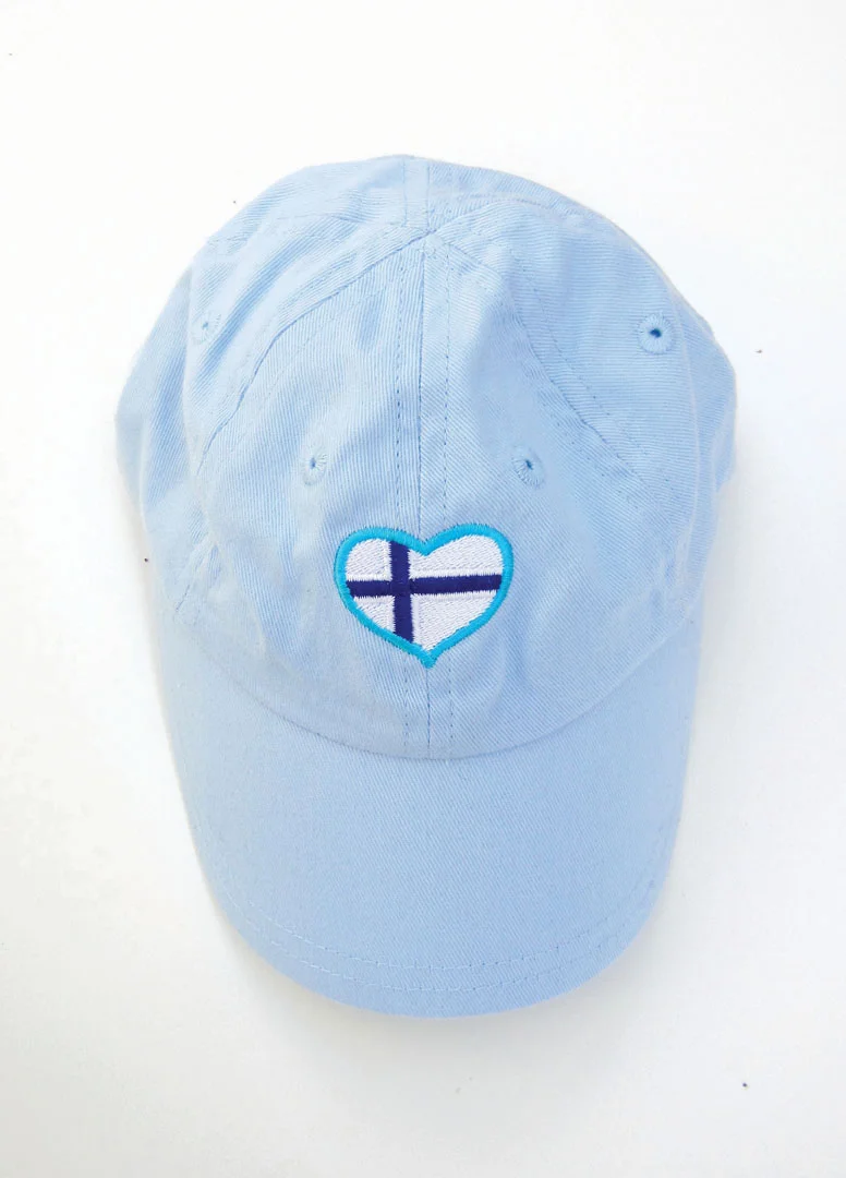 KID'S FLAG HEART CAP.JPG