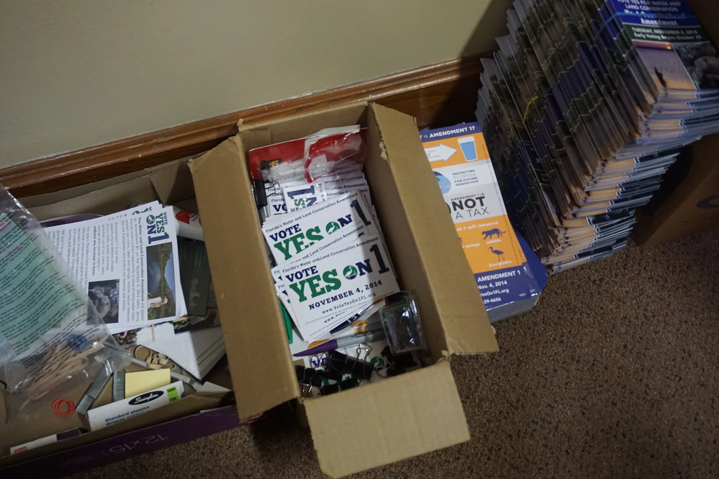 Amendment 1 campaign materials at Florida's Water and Land Legacy. Photo by Daniel Ward.