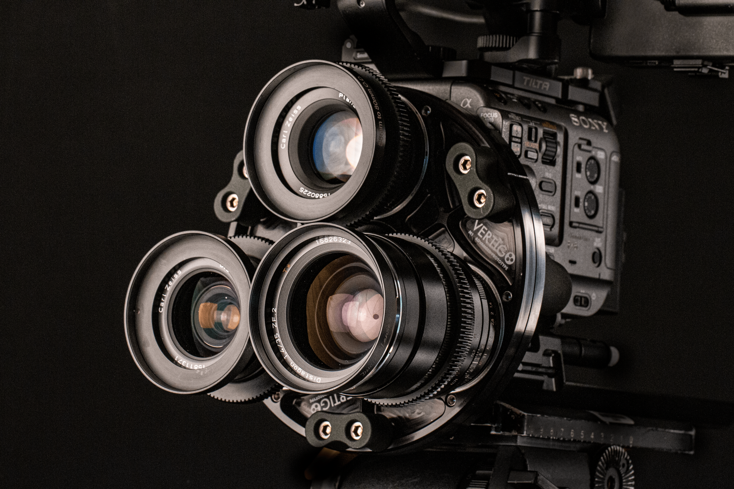 M1_DRK_FX6_W_LENSES.png