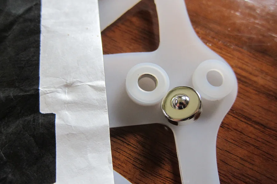 RaceDots® Arranger Closeup Magnet