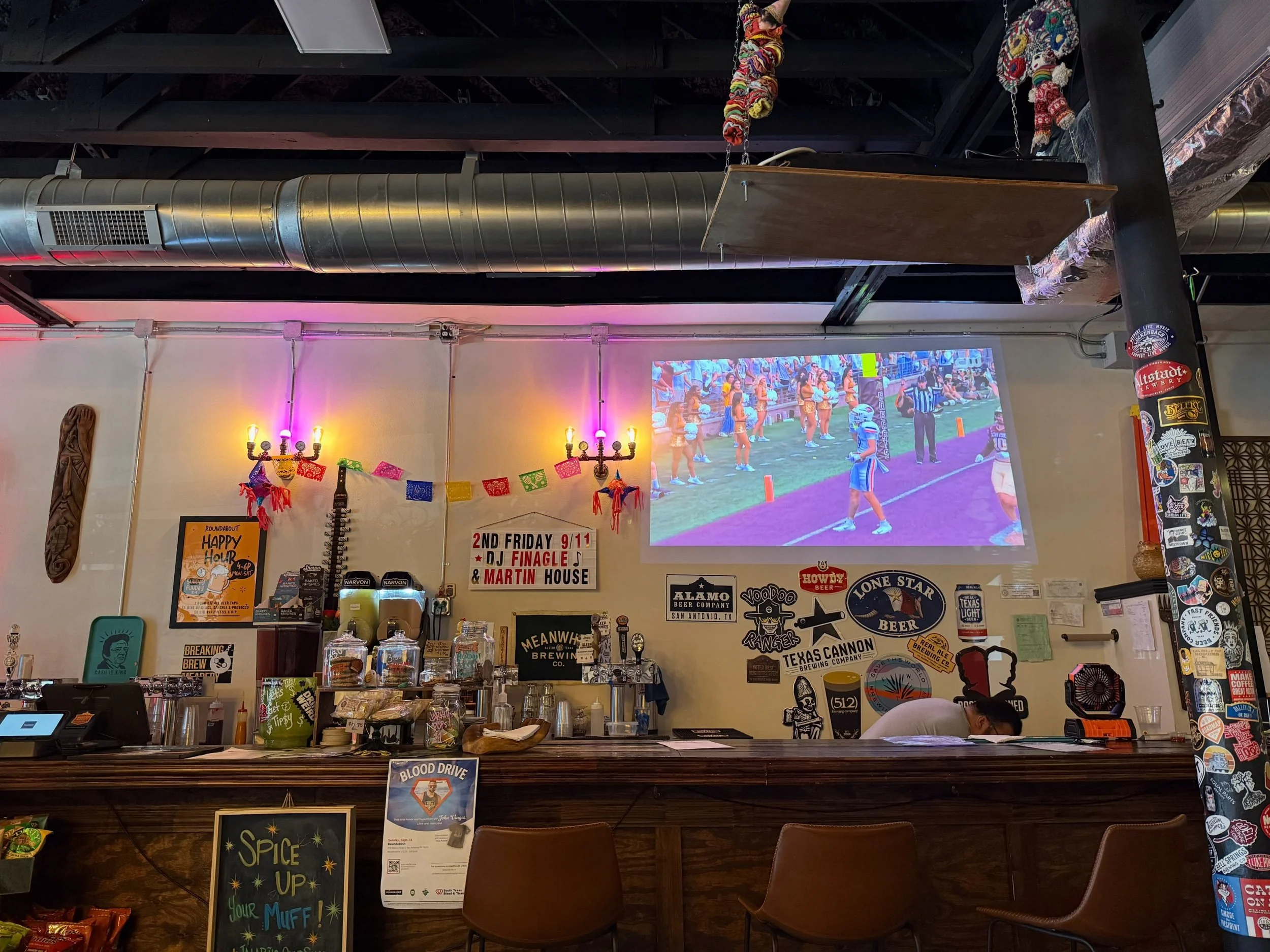 Come check out this amazing place @roundaboutsatx for some amazing craft beer choices, snacks, and good times! #craftbeer #sabw