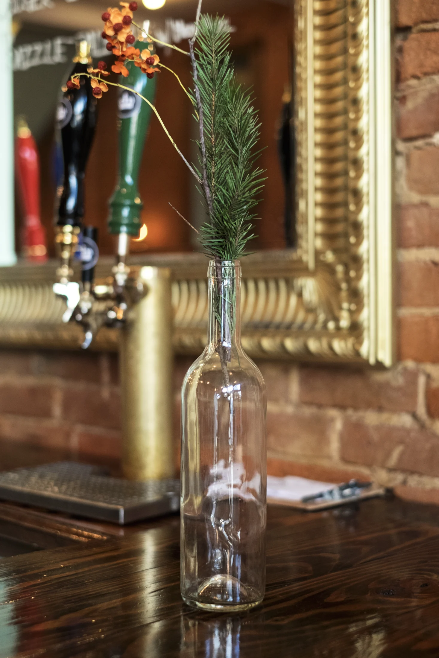  Holiday decorations by the bar.&nbsp; 