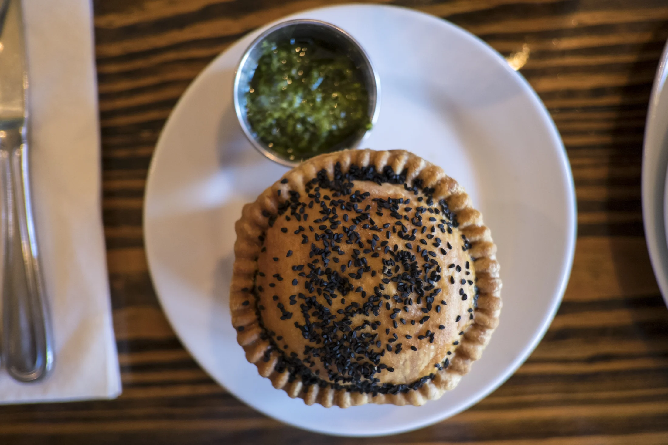 The coriander chutney surprisingly compliments the pie.&nbsp; 