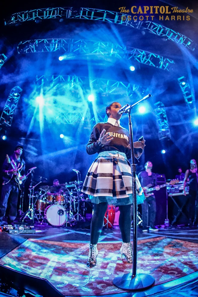 Scott_Harris_Lauryn_Hill_1000px_DSC01428.jpg