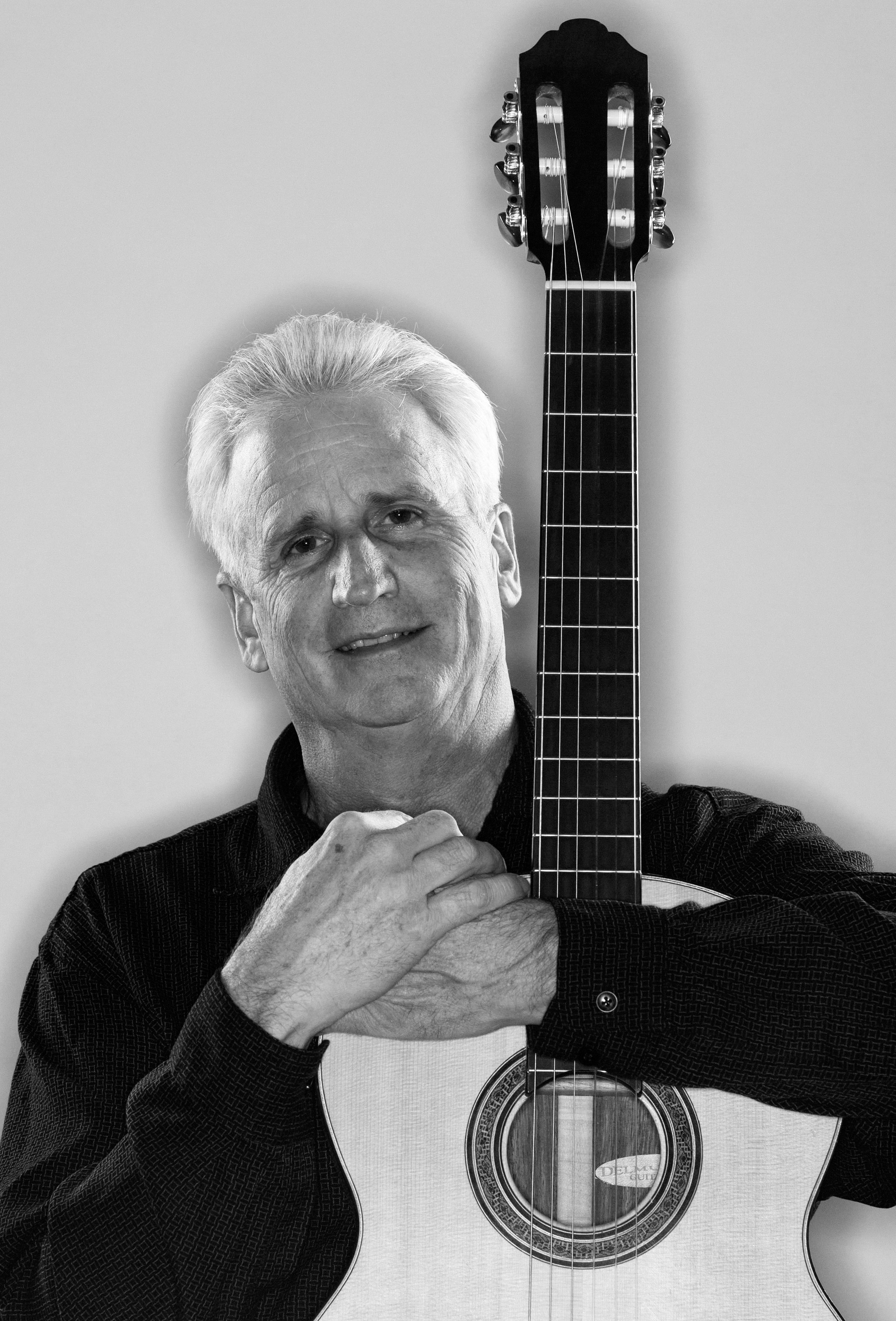 Solo Master Guitarist DAVID YARD
