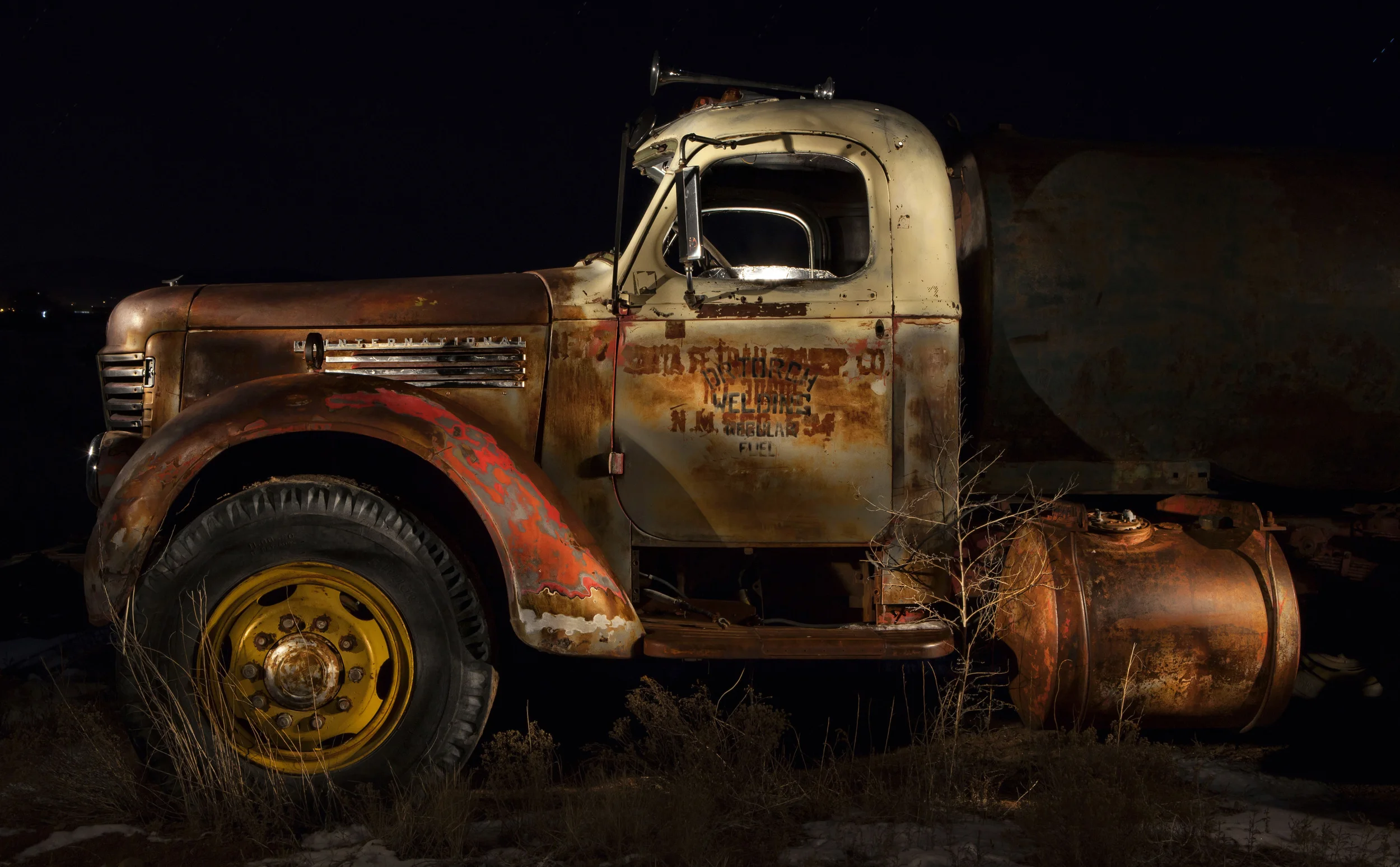 This photographs are protected by US copyright law and may not be reproduced, distributed, transmitted, displayed, published or broadcast without the prior written permission of the copyright owner