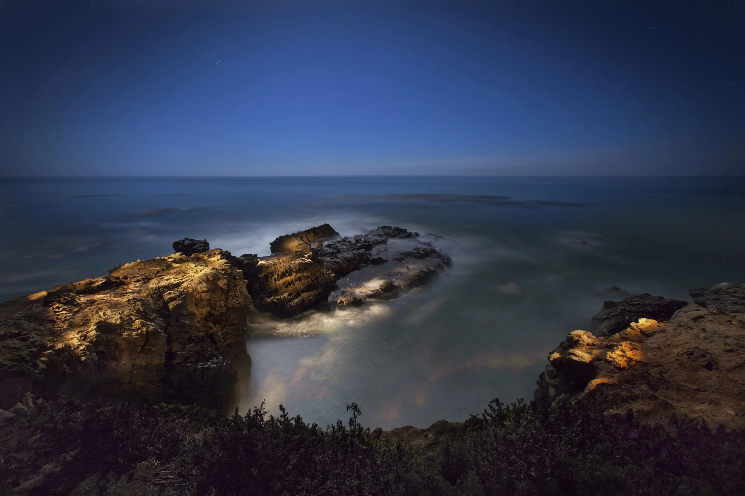 This photographs are protected by US copyright law and may not be reproduced, distributed, transmitted, displayed, published or broadcast without the prior written permission of the copyright owner