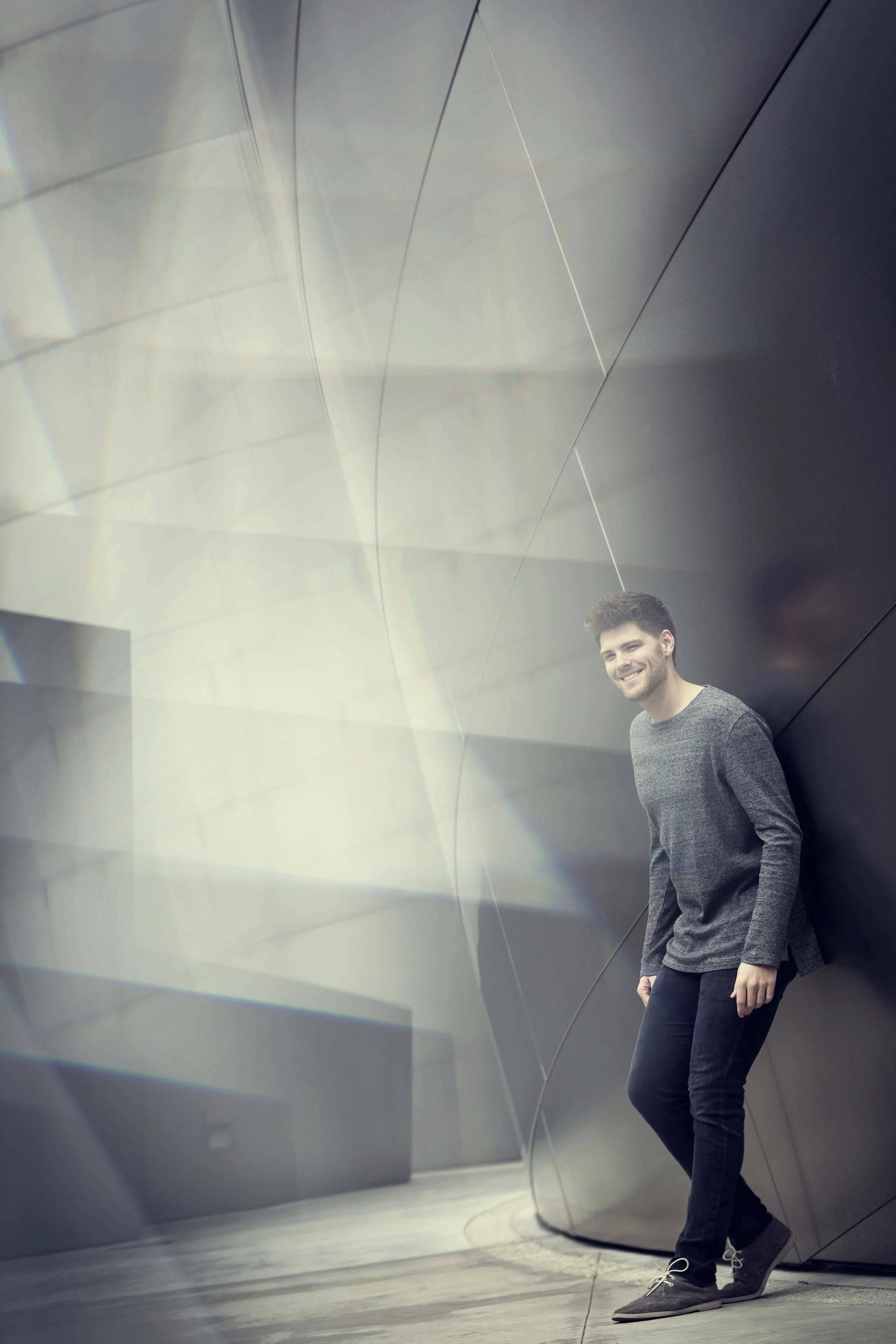 Singer & songwriter Charlie Rogers