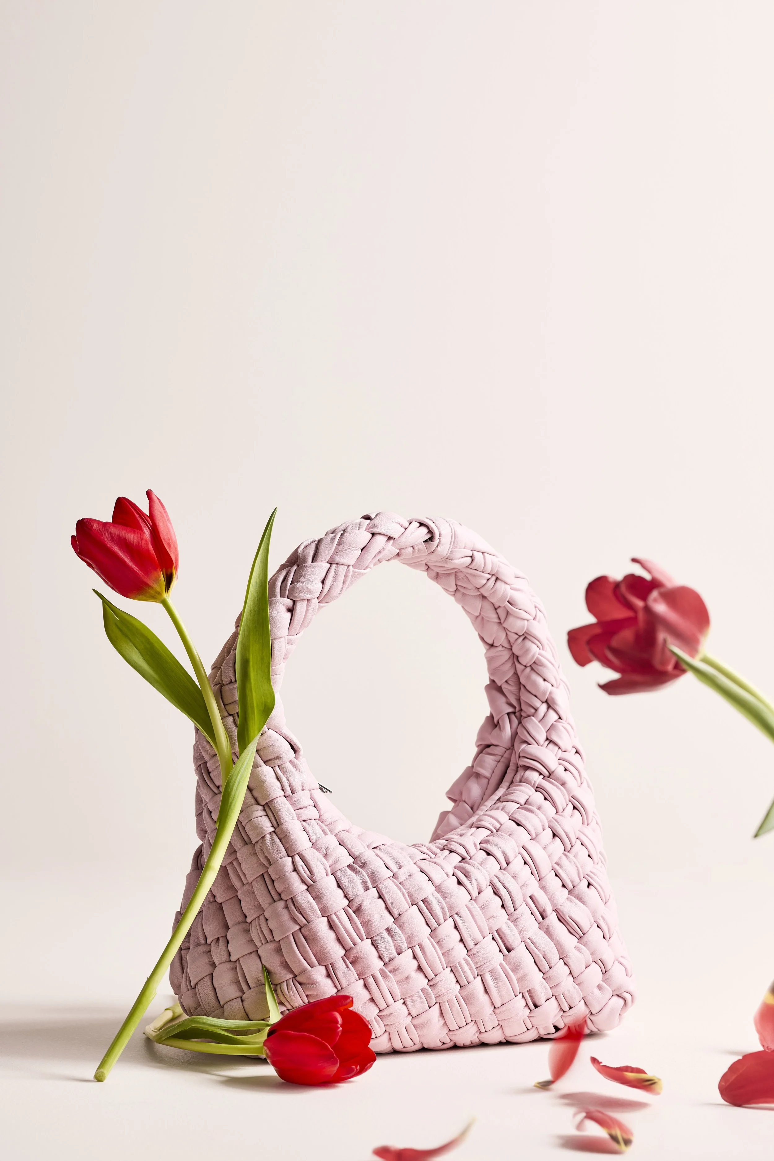2474950_JAN_TJ_AK_MDAY_BAG_17241-R.jpg