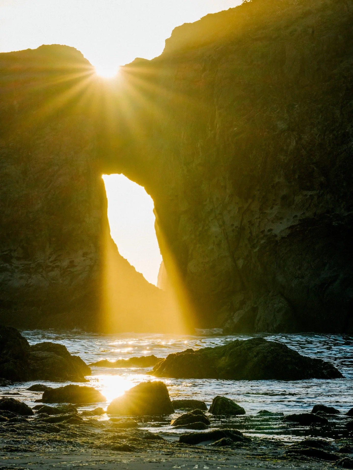 🎄PRINTS AVAILABLE and there&rsquo;s still time to get that wall hanger you&rsquo;ve always wanted to share or enjoy yourself. As always thank you for the continued support. Message me if you see an image you love and can't see it in my store. LINK I