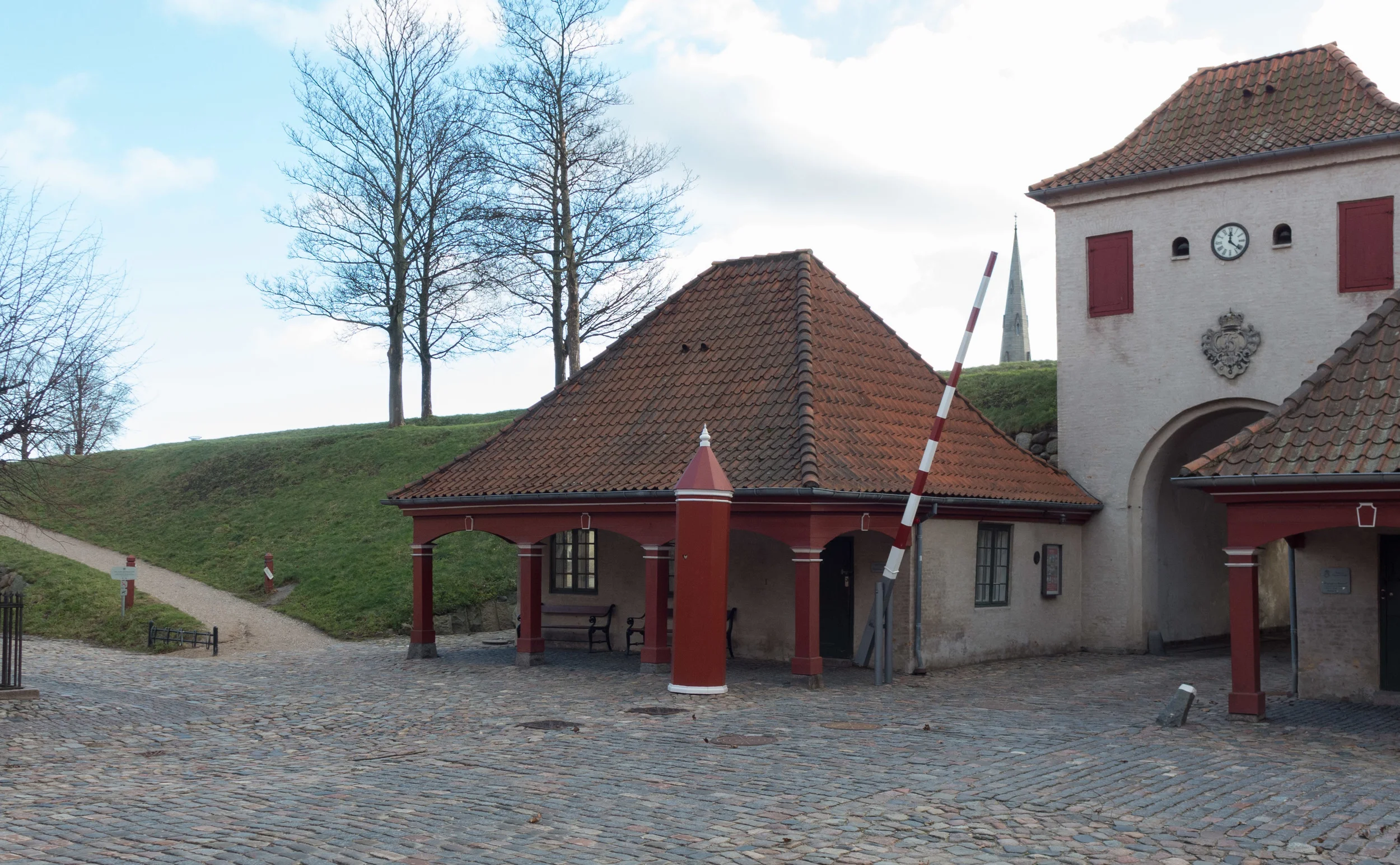 The Zealand or South gate from inside the Kastel. Note the guard house and the sloping path set at an angle to reach the top of the embankment,