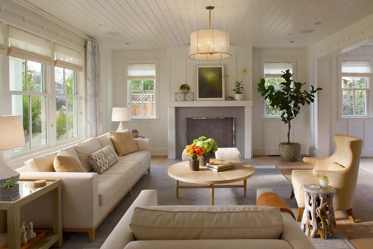 3_living_room_facing_fp_039.jpg