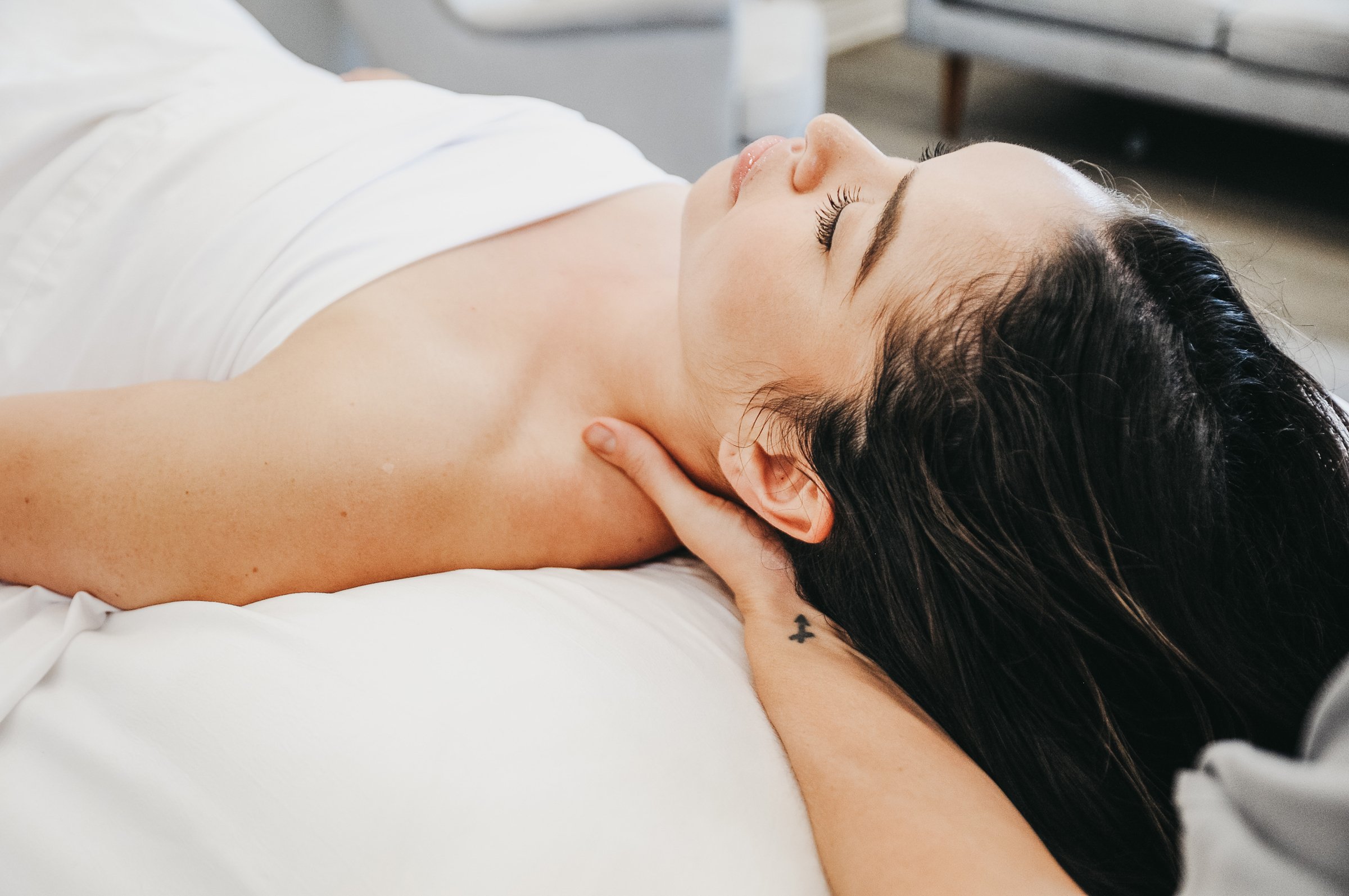 Relaxing Neck and Shoulder Massage In Fertility Massage Session