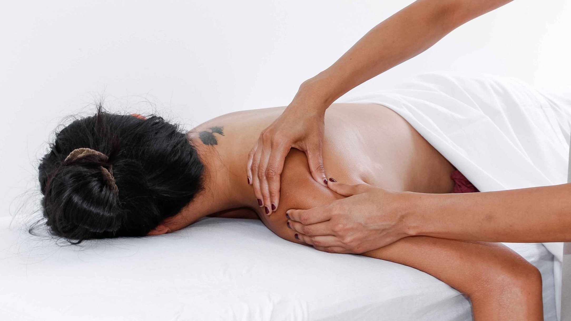 Back Neck Shoulder Massage - Zen SPA
