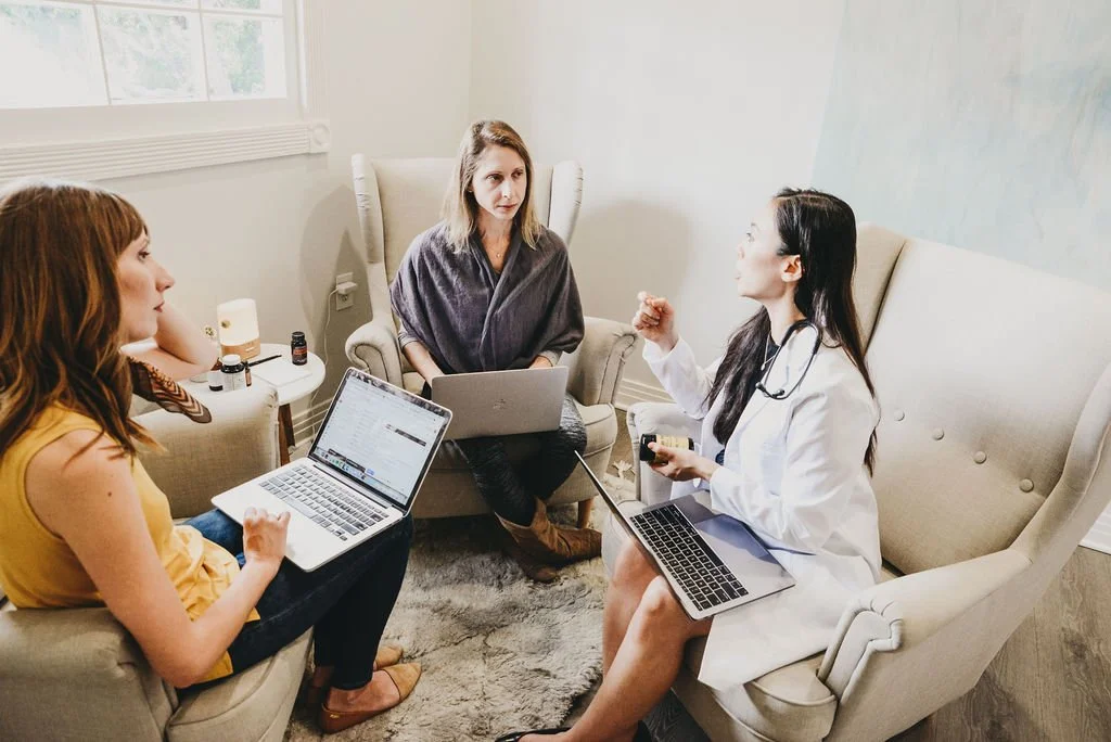 Spotlight on Wellness: Holistic Health Practitioners Making a Difference at Saffron &amp; Sage