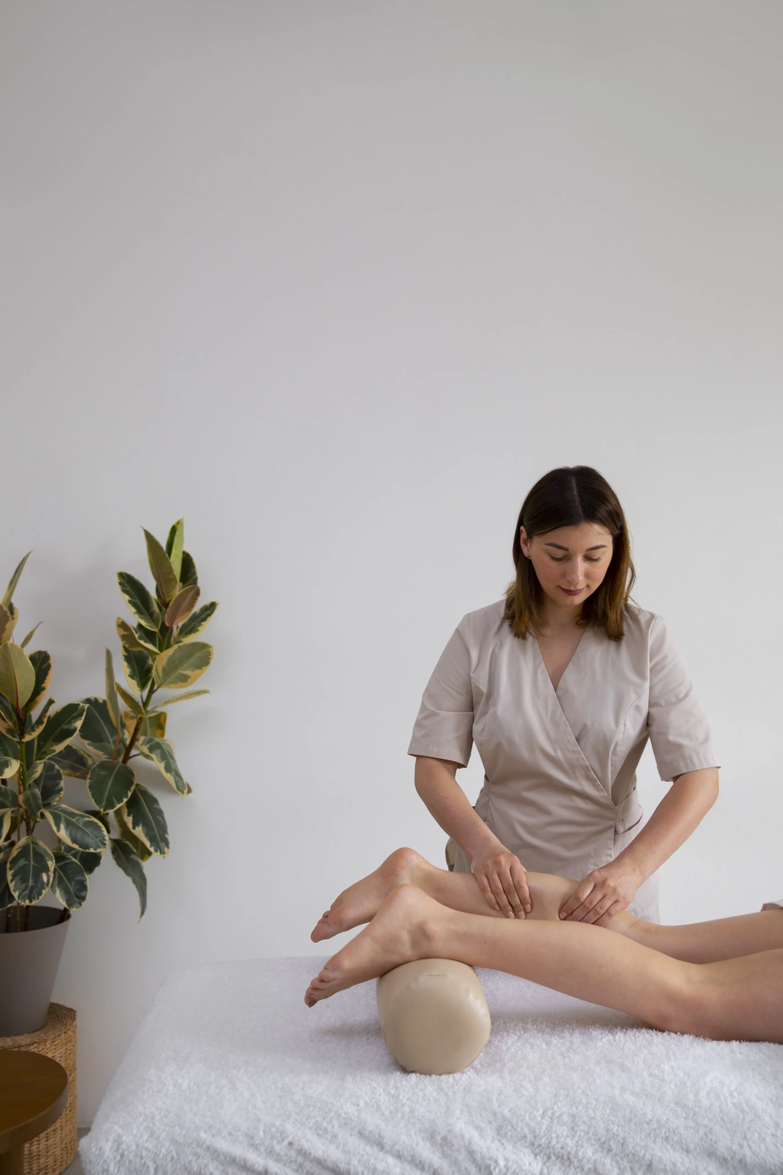 Reflexology and Its Role in Managing Chronic Pain