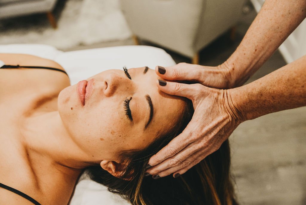 What to Expect During a Craniosacral Therapy Session