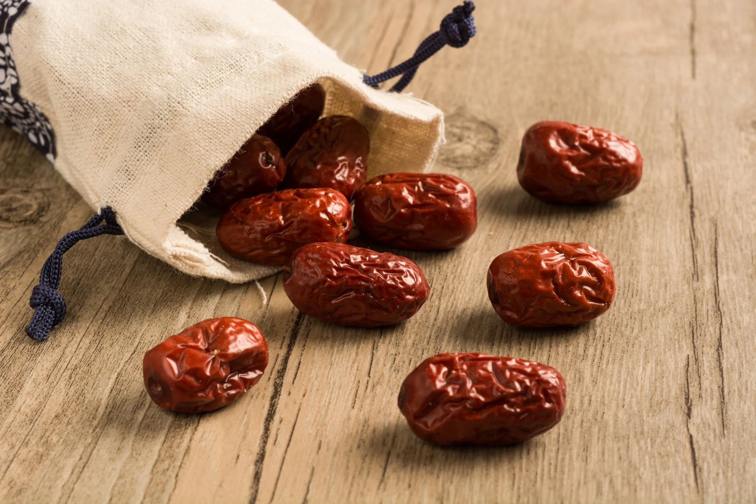 Red Dates and the Nervous System: What Jujube Can Teach Us About Calm, Sleep, and Whole-Body Wellbeing