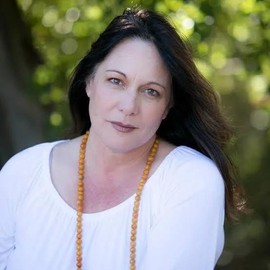 Moni, Breathwork facilitator, Saffron & Sage