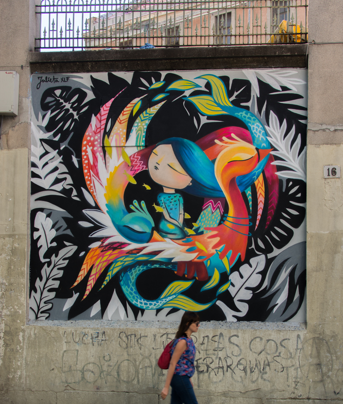 julieta xlf final - MurosTabacalera by Guillermo de la Madrid - Madrid Street Art Project -14.jpg