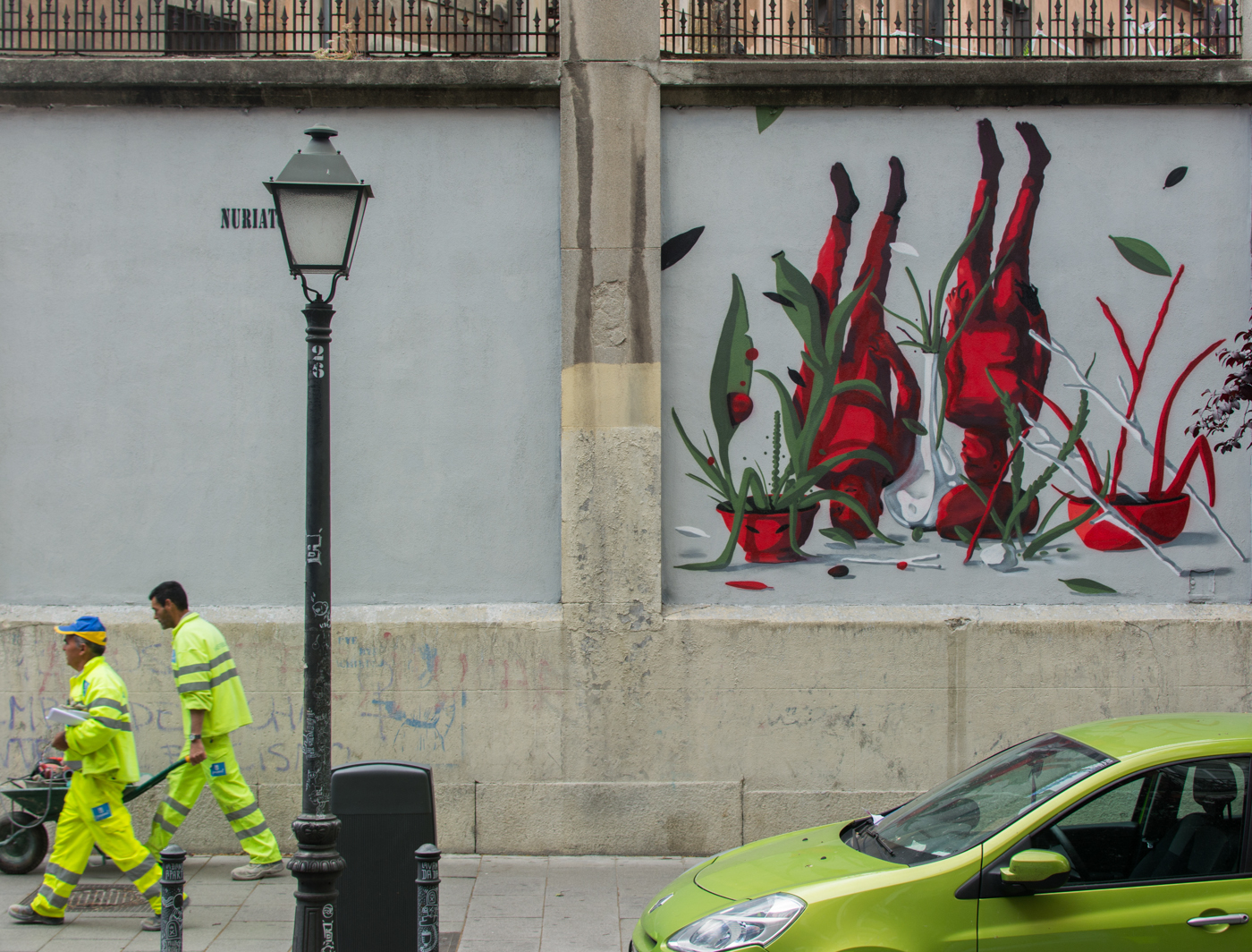 Lolo final - MurosTabacalera by Guillermo de la Madrid - Madrid Street Art Project-001.jpg