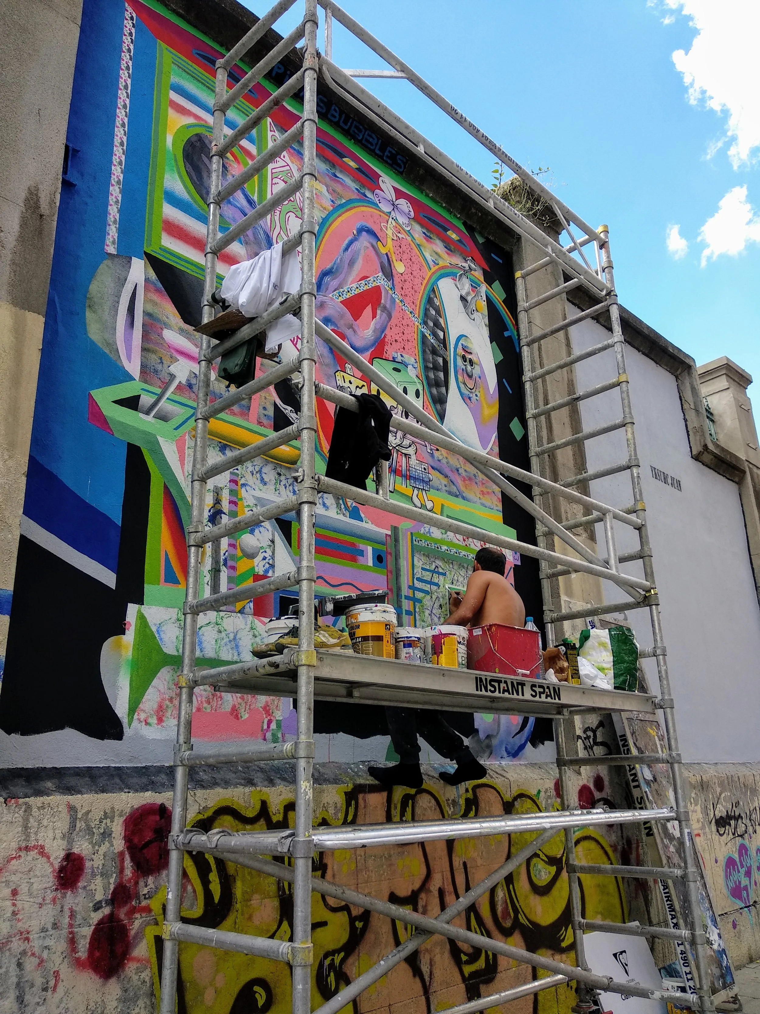 Pelucas - Muros Tabacalera 2019 3.jpg