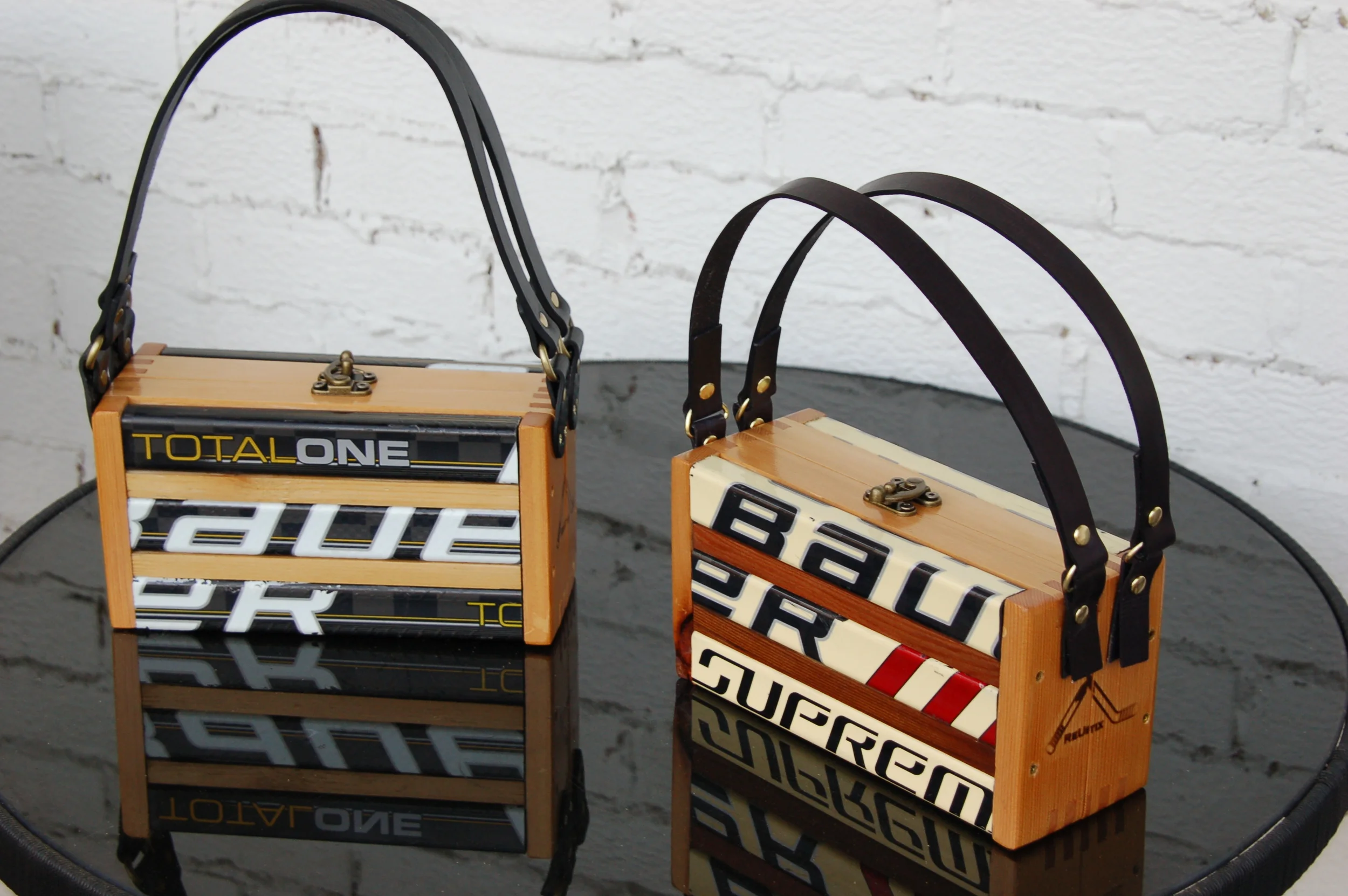 supreme PURSE picture.jpg