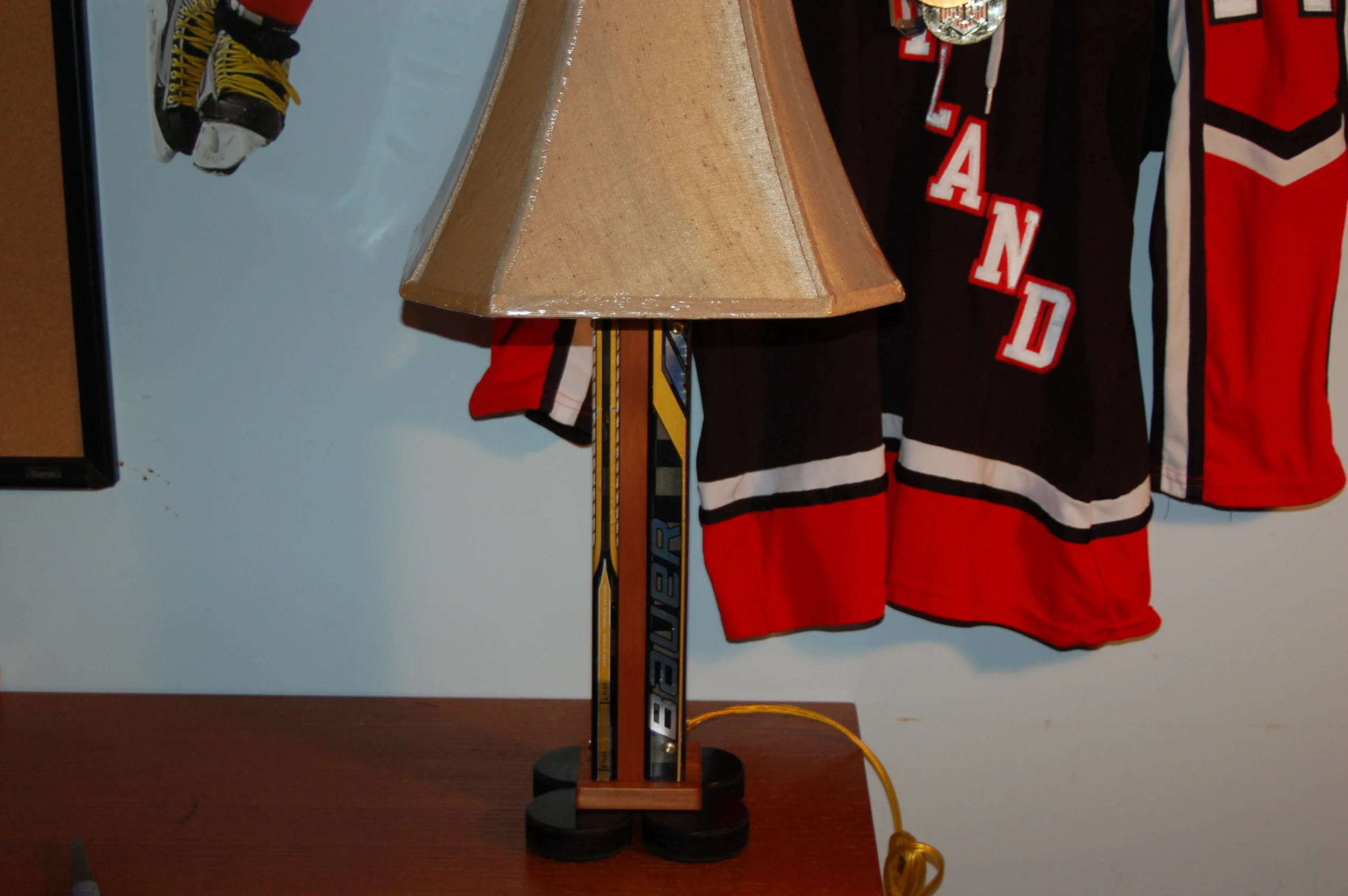 lamp w gold.jpg