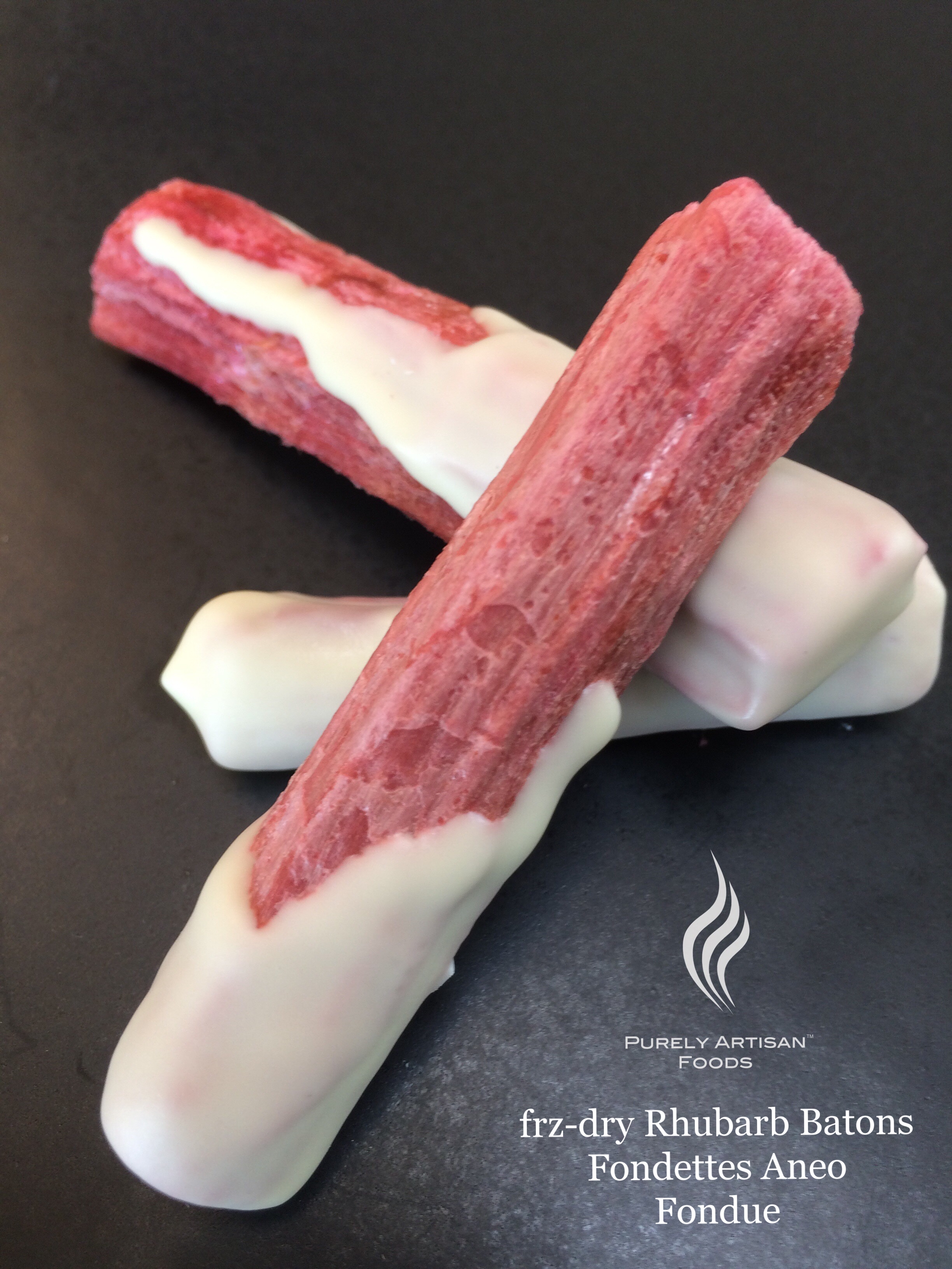 Rhubarb Fondettes Aneo.JPG