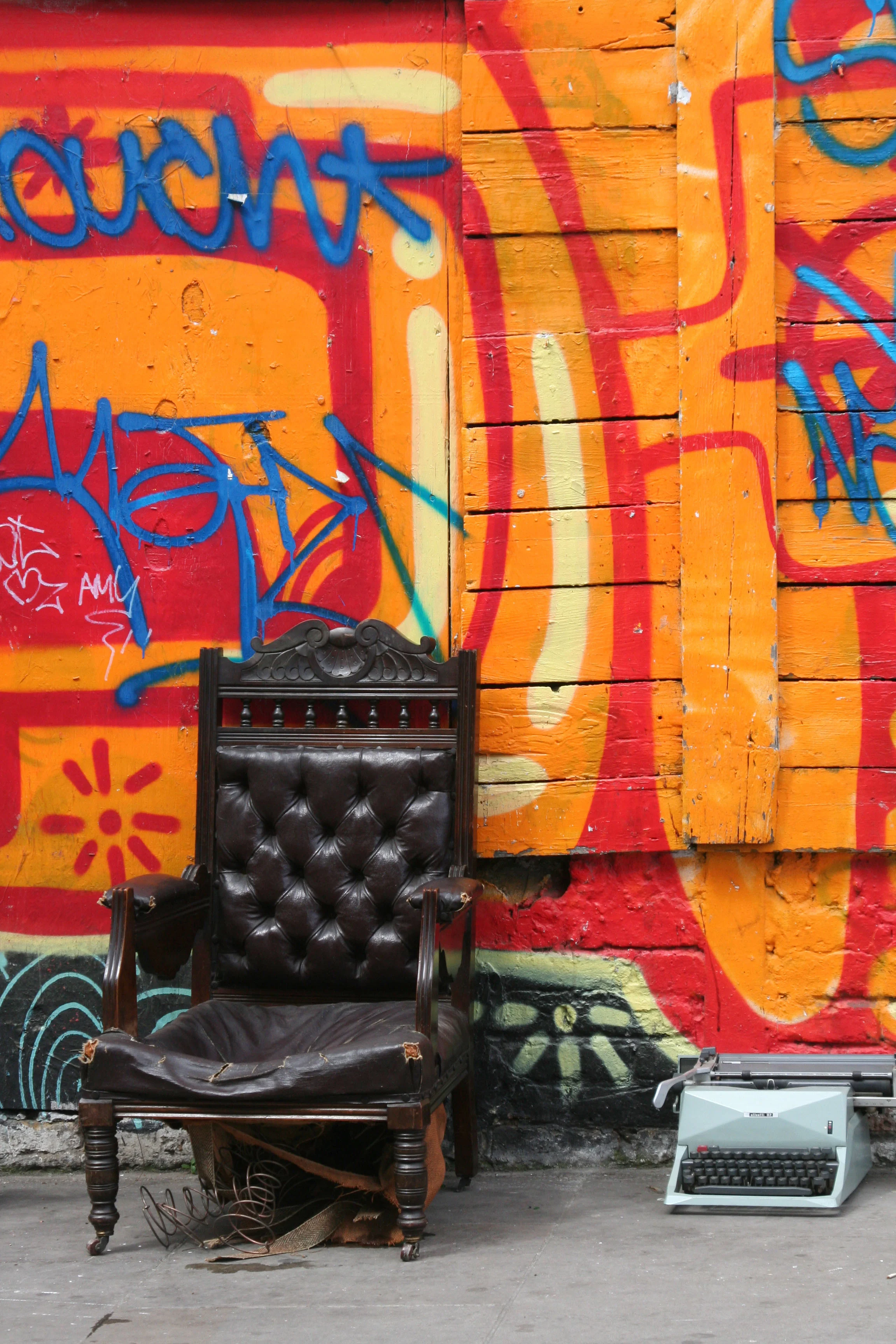 STREET ART - CLICK TO ENTER GALLERY