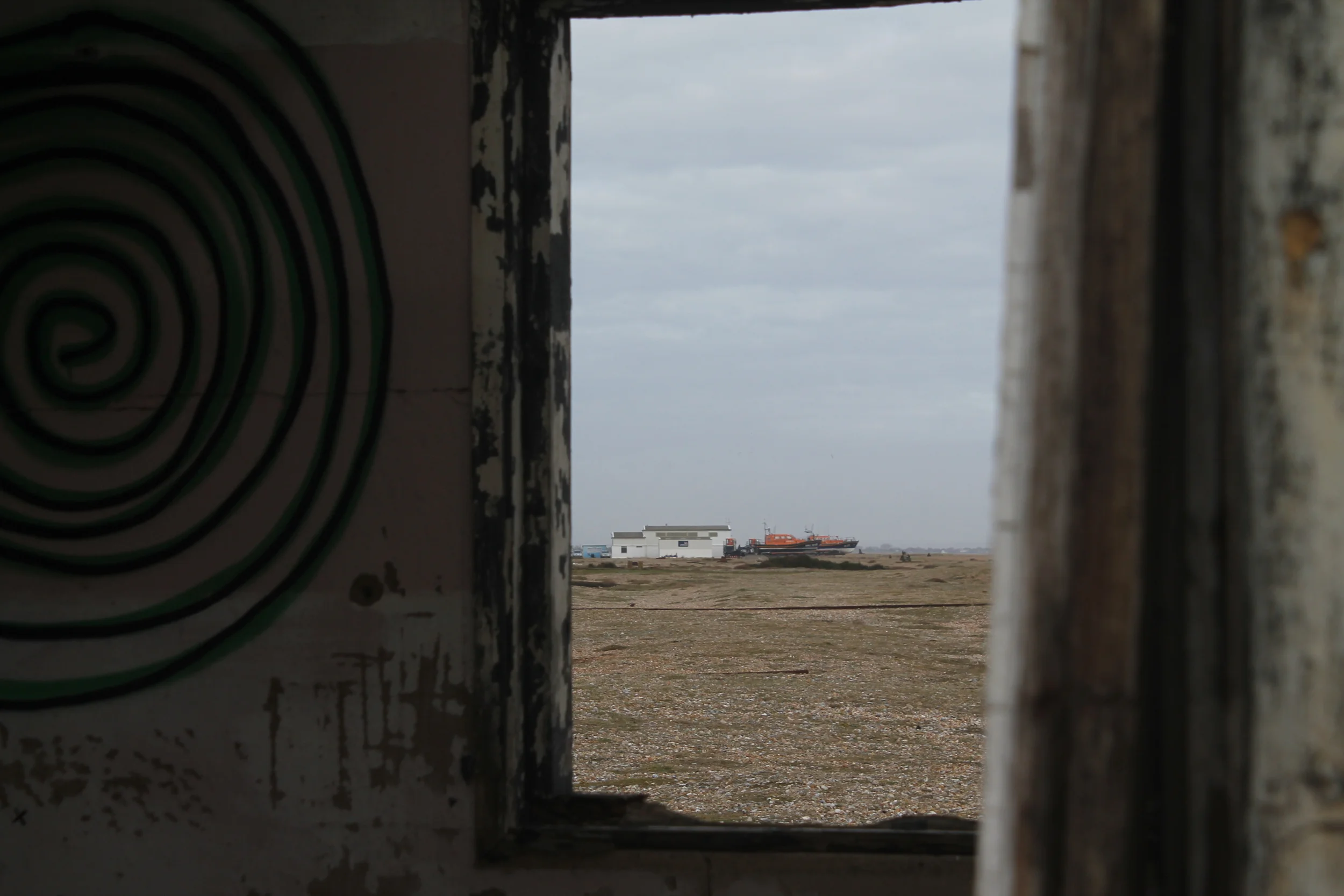 29) DUNGENESS, LOOKING TOWARDS LIFEBOAT