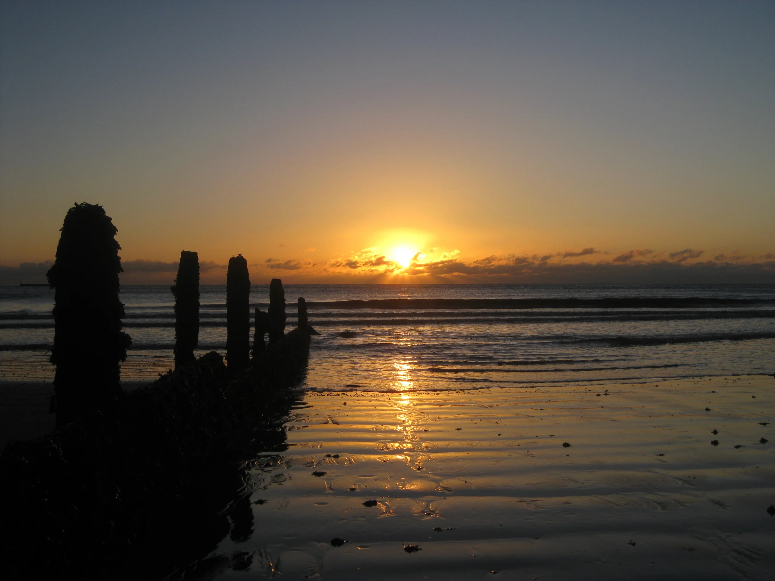 39) LITTLESTONE SUNRISE
